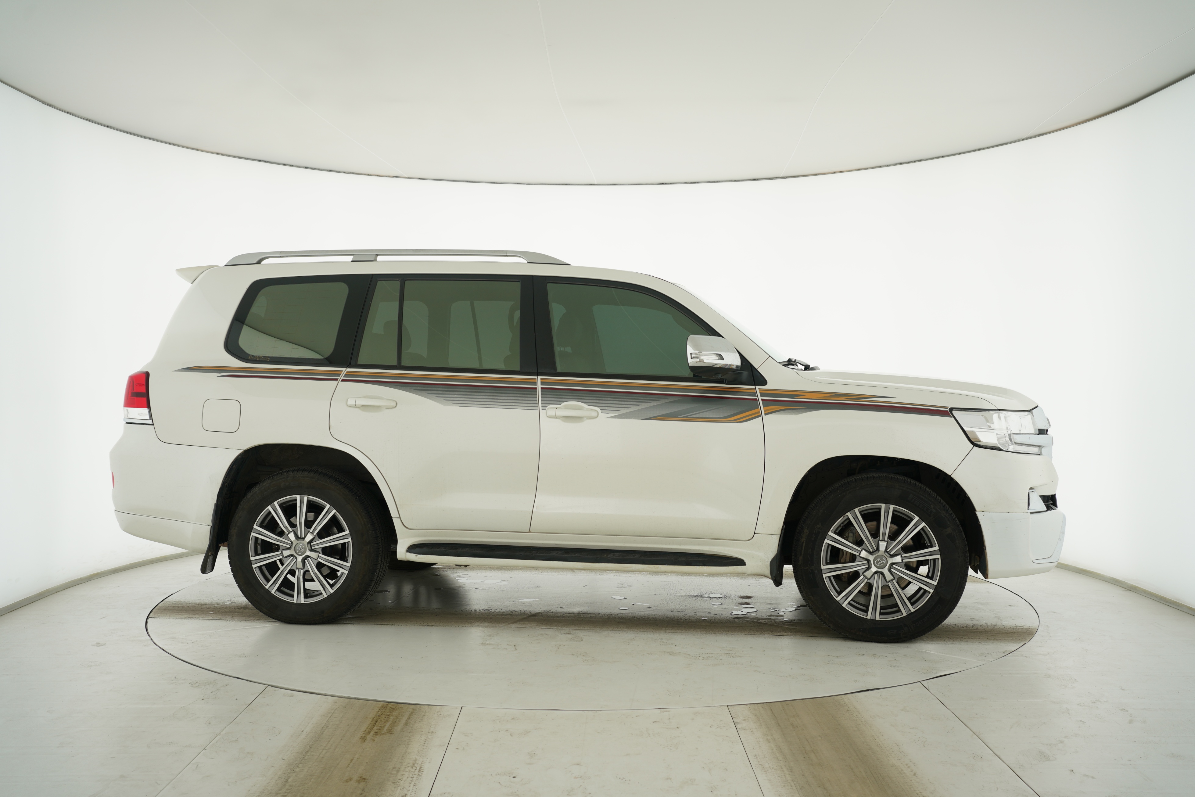 Toyota Land Cruiser (Imported) 2016 — фото 8