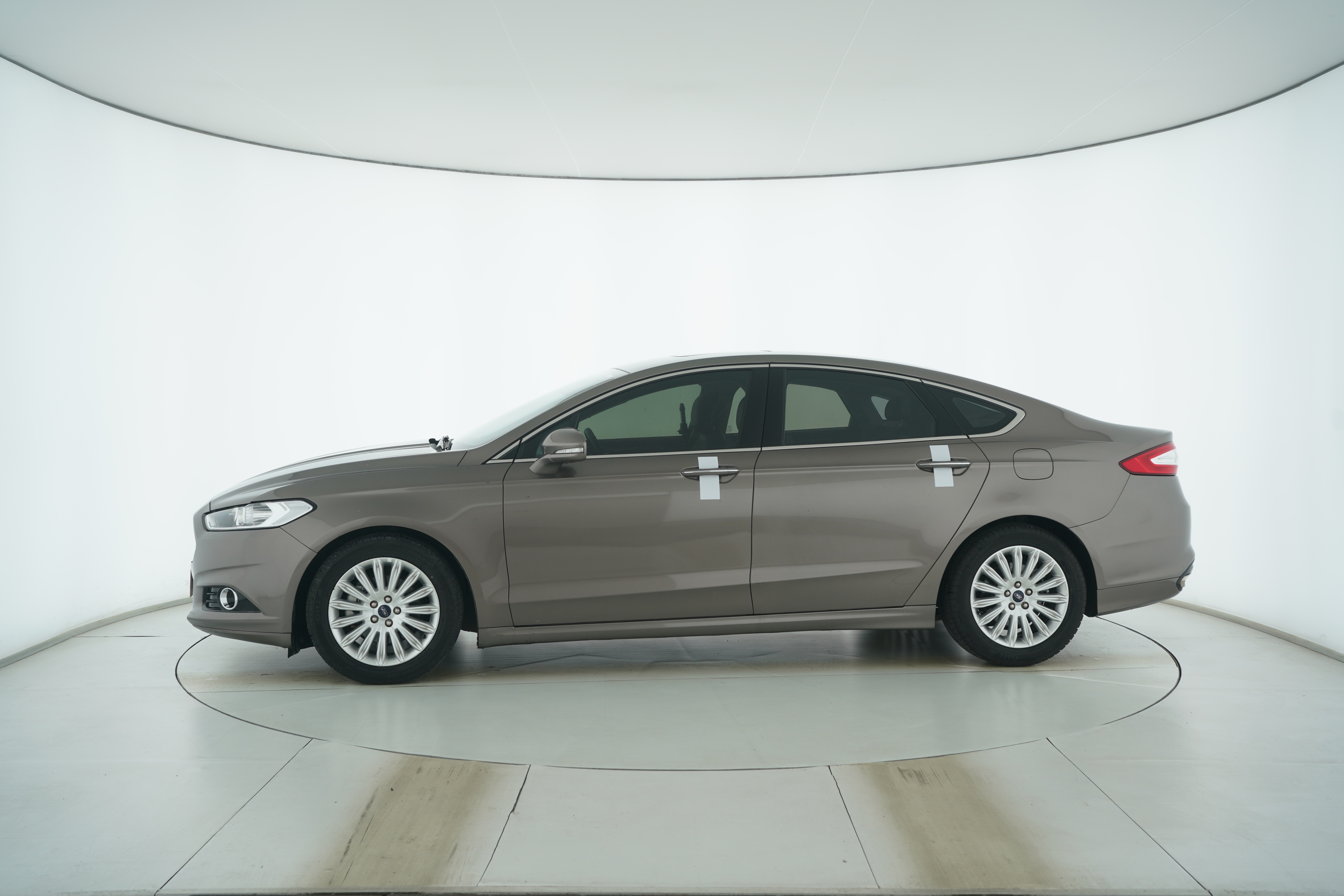 Ford Mondeo 2013 — фото 7