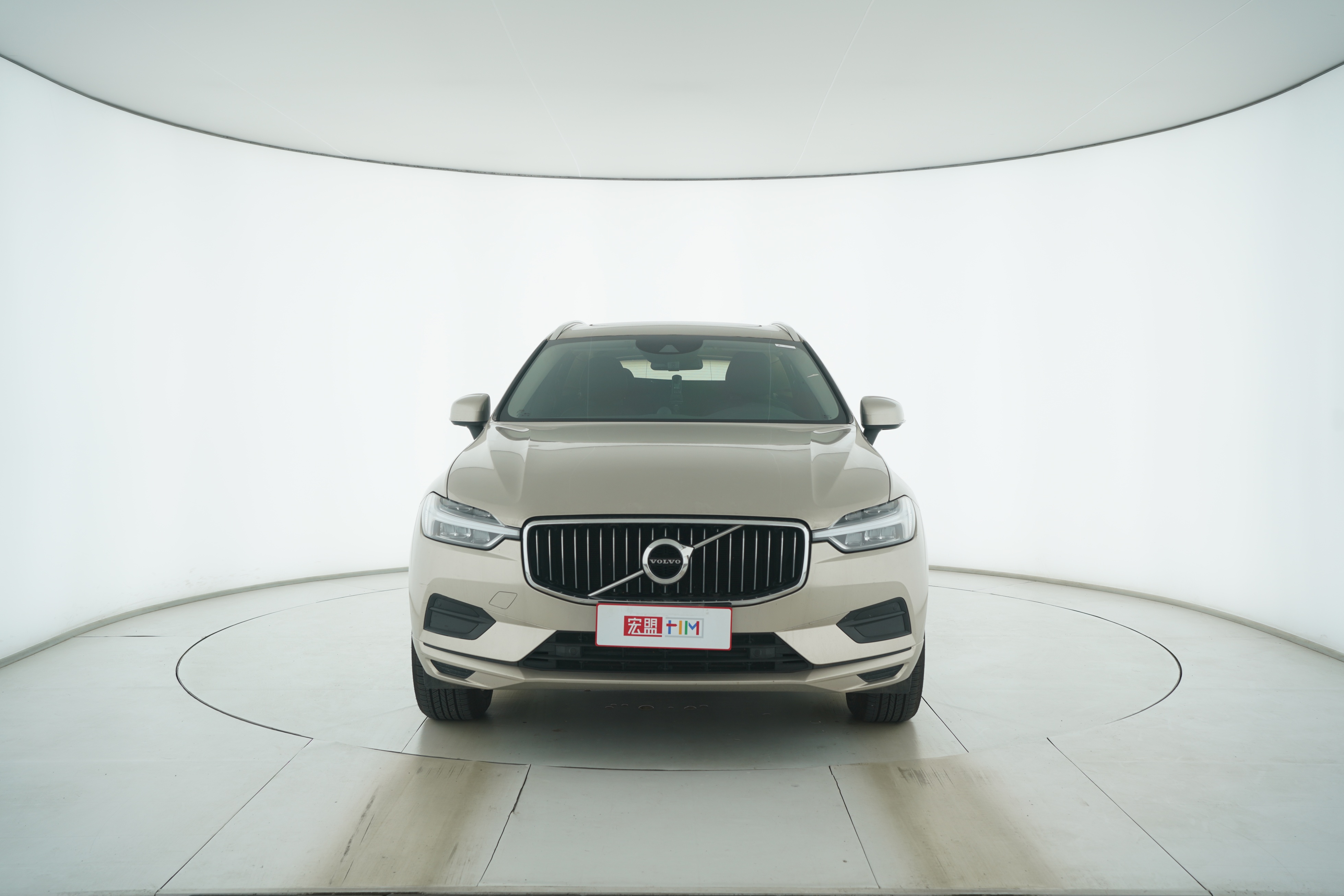 VOLVO XC60 2018 — фото 5