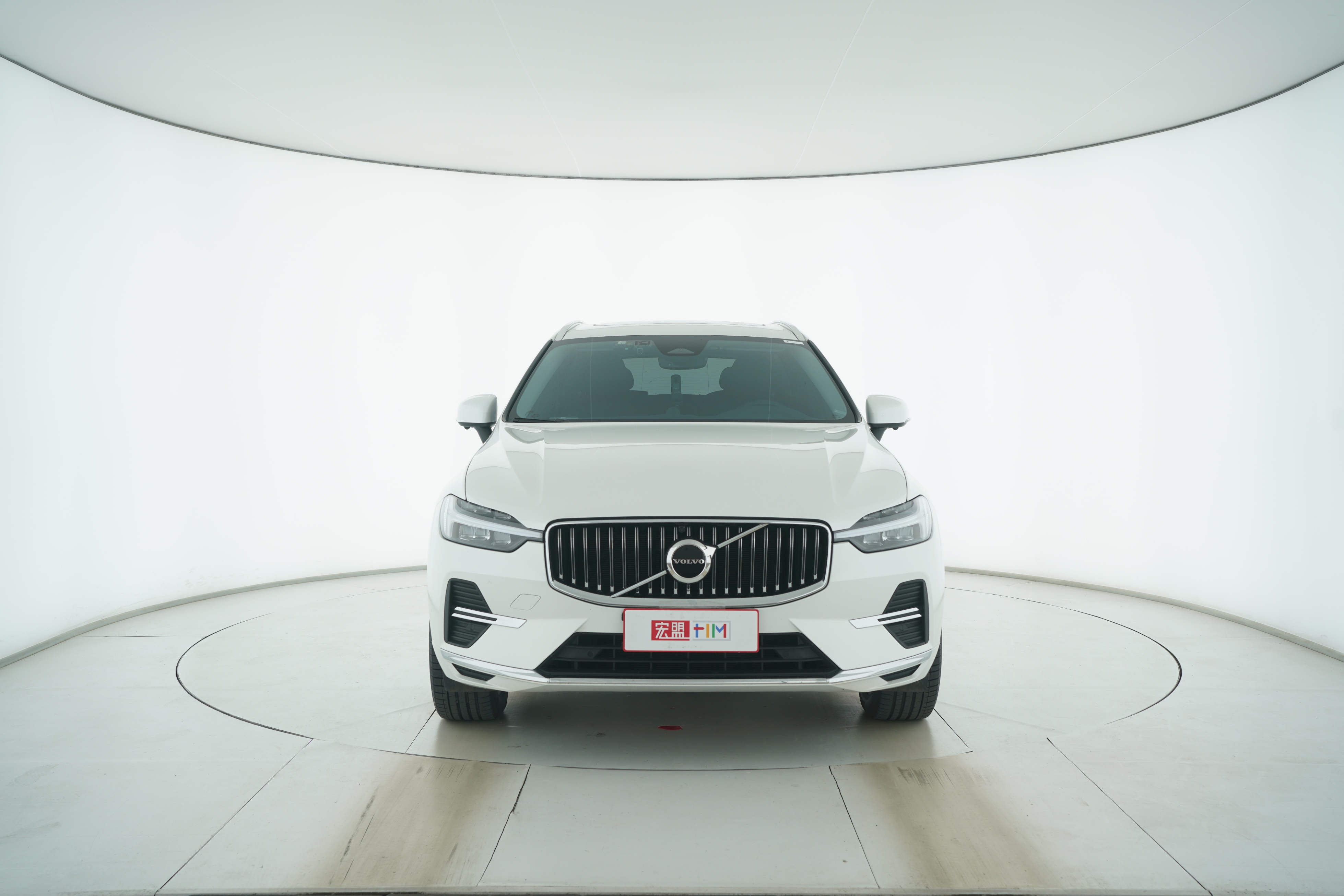 VOLVO XC60 2023 — фото 5
