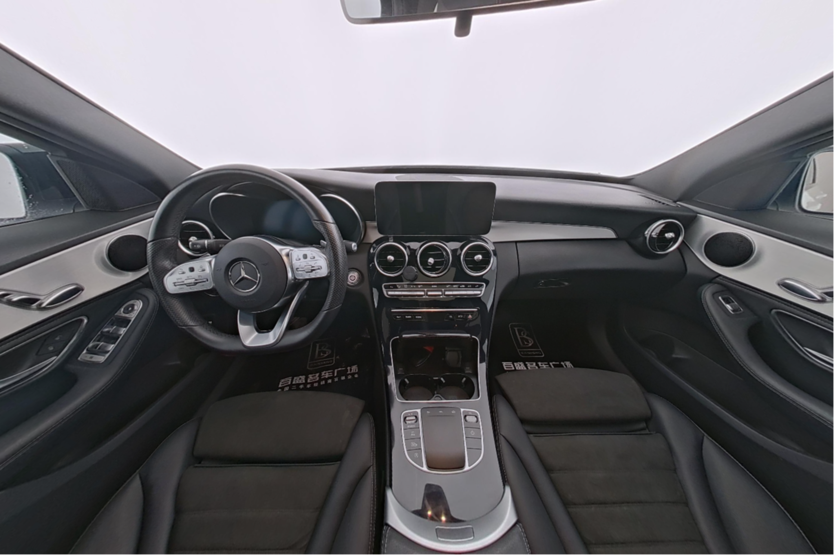 Mercedes Benz C-Class 2020 — фото 9