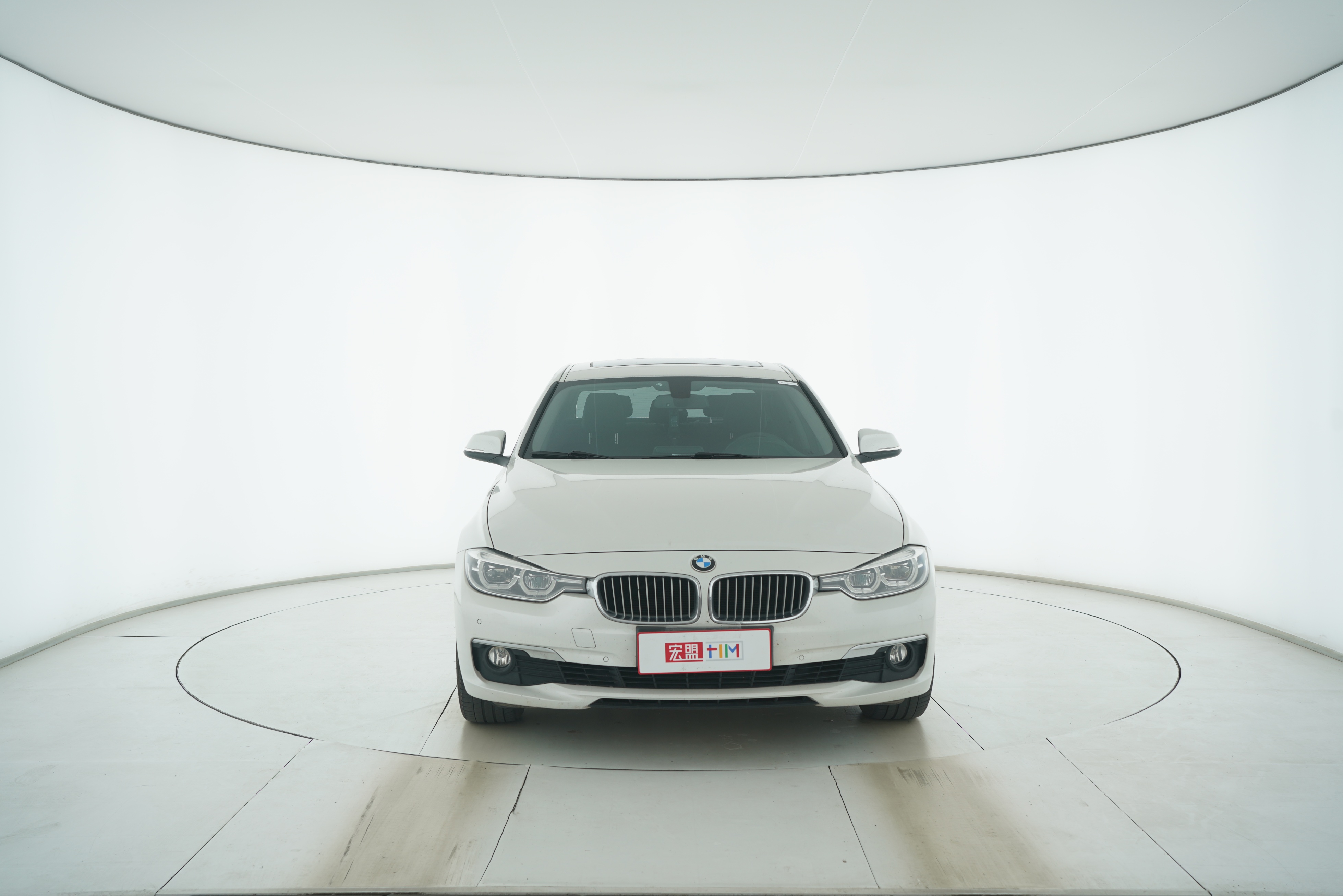 BMW 3 Series 2018 — фото 5