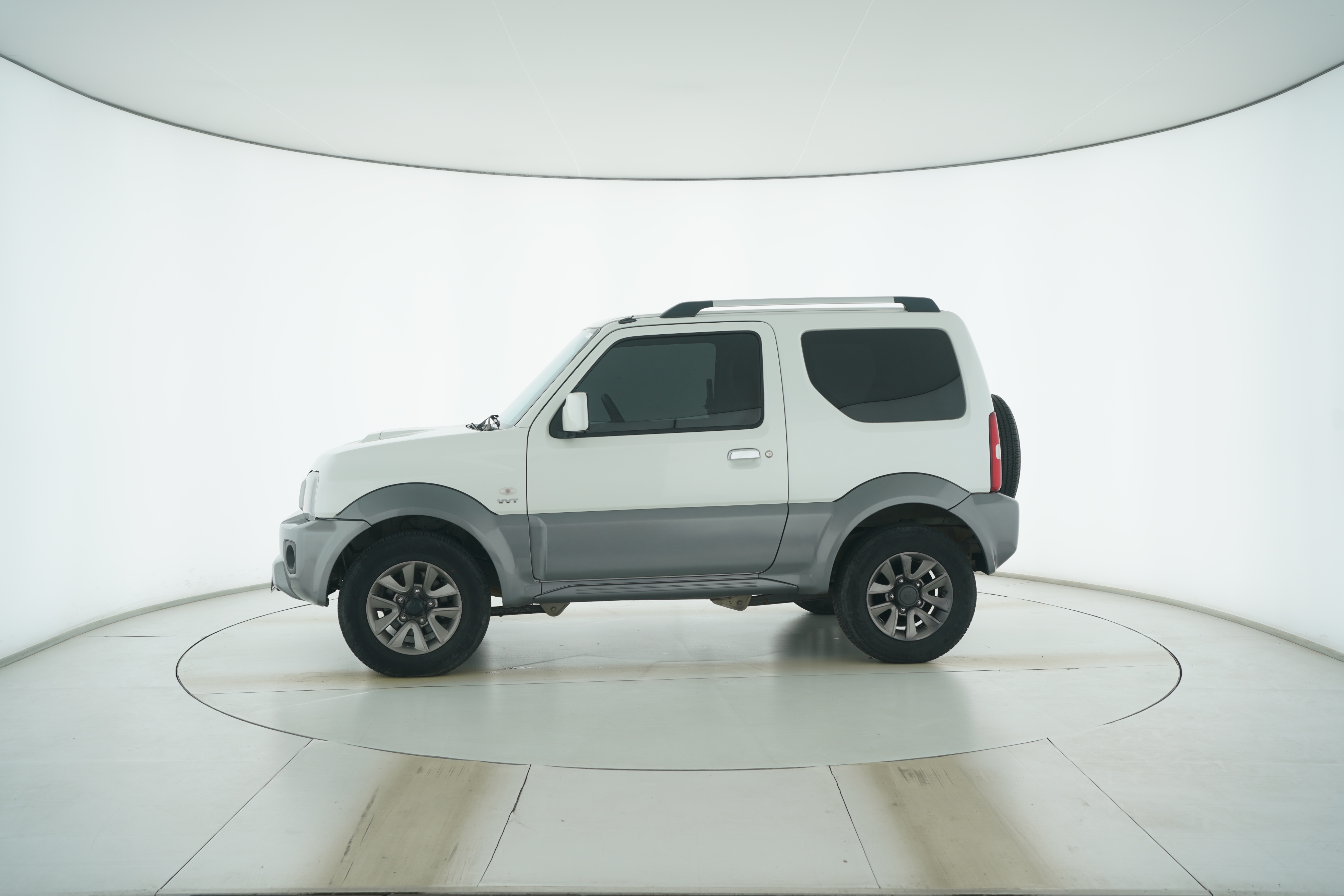 Suzuki Jimny 2015 — фото 7