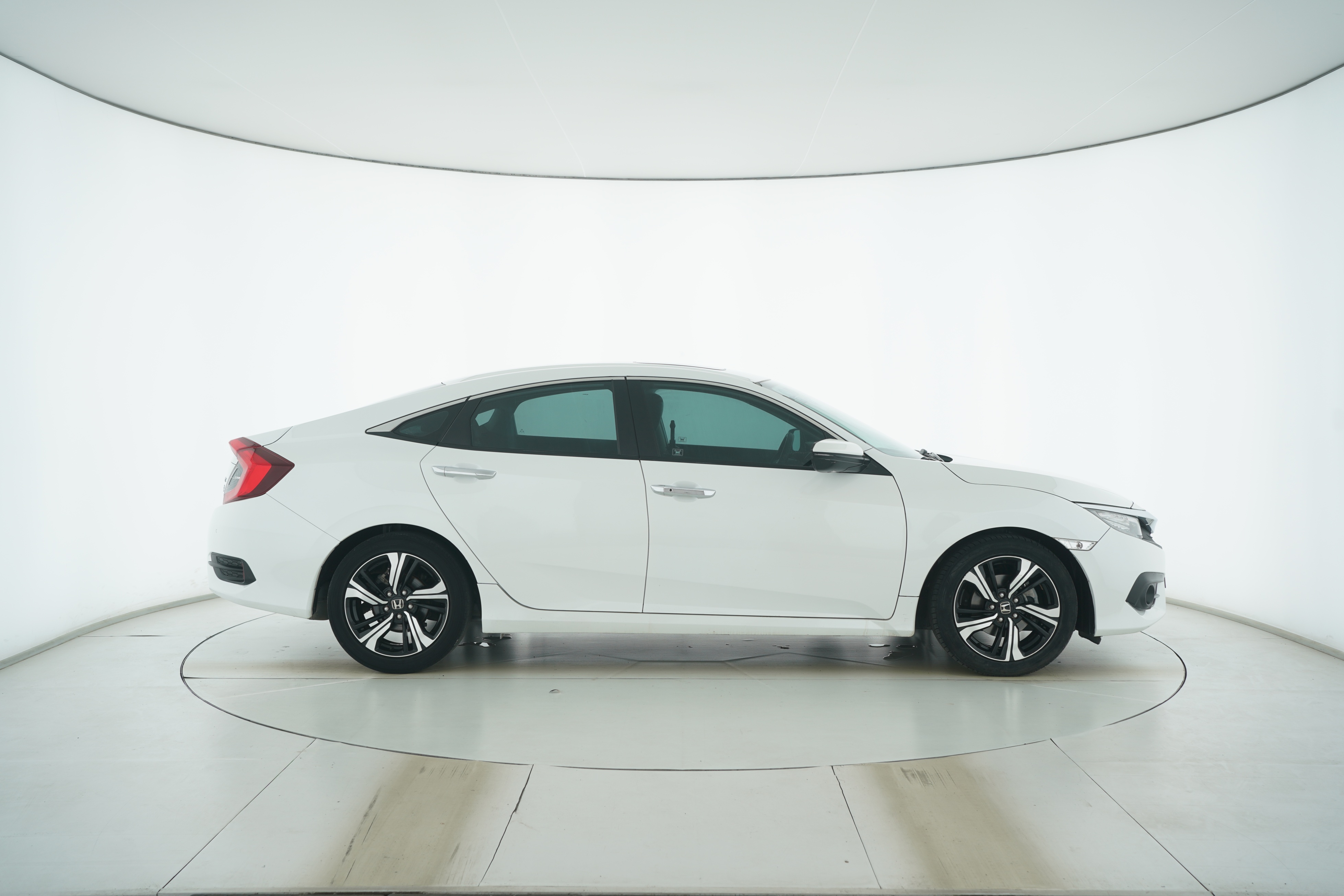 Honda "思域" 可 以 翻 译 为 "Civic" 2016 — фото 8