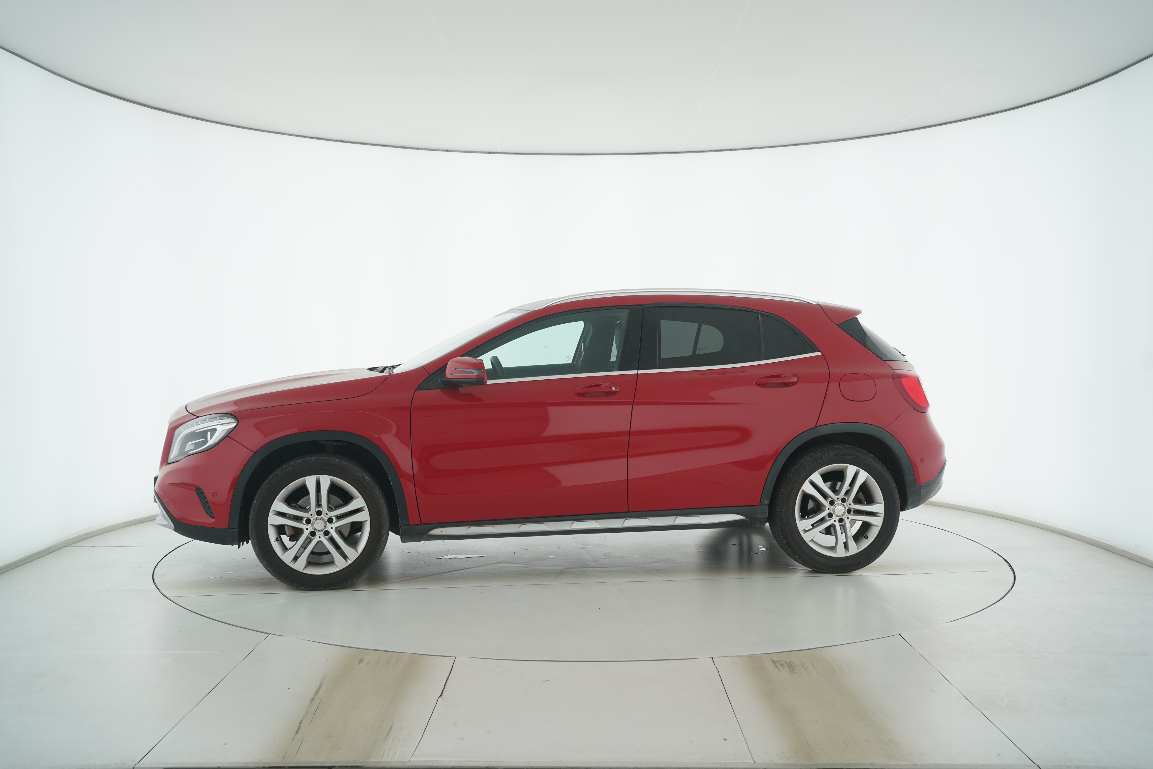 Mercedes Benz GLA 2016 — фото 7