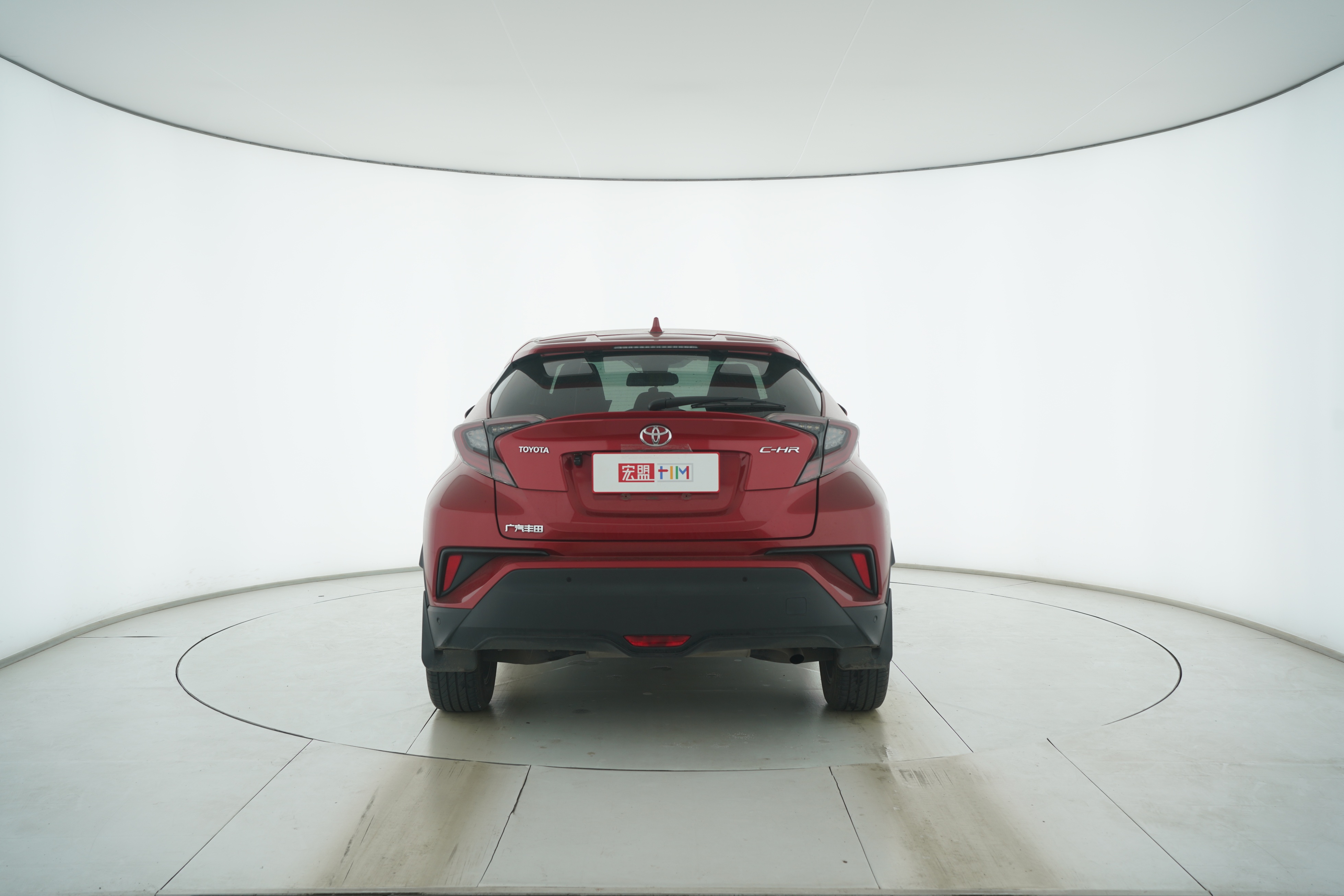 Toyota C-HR 2018 — фото 6