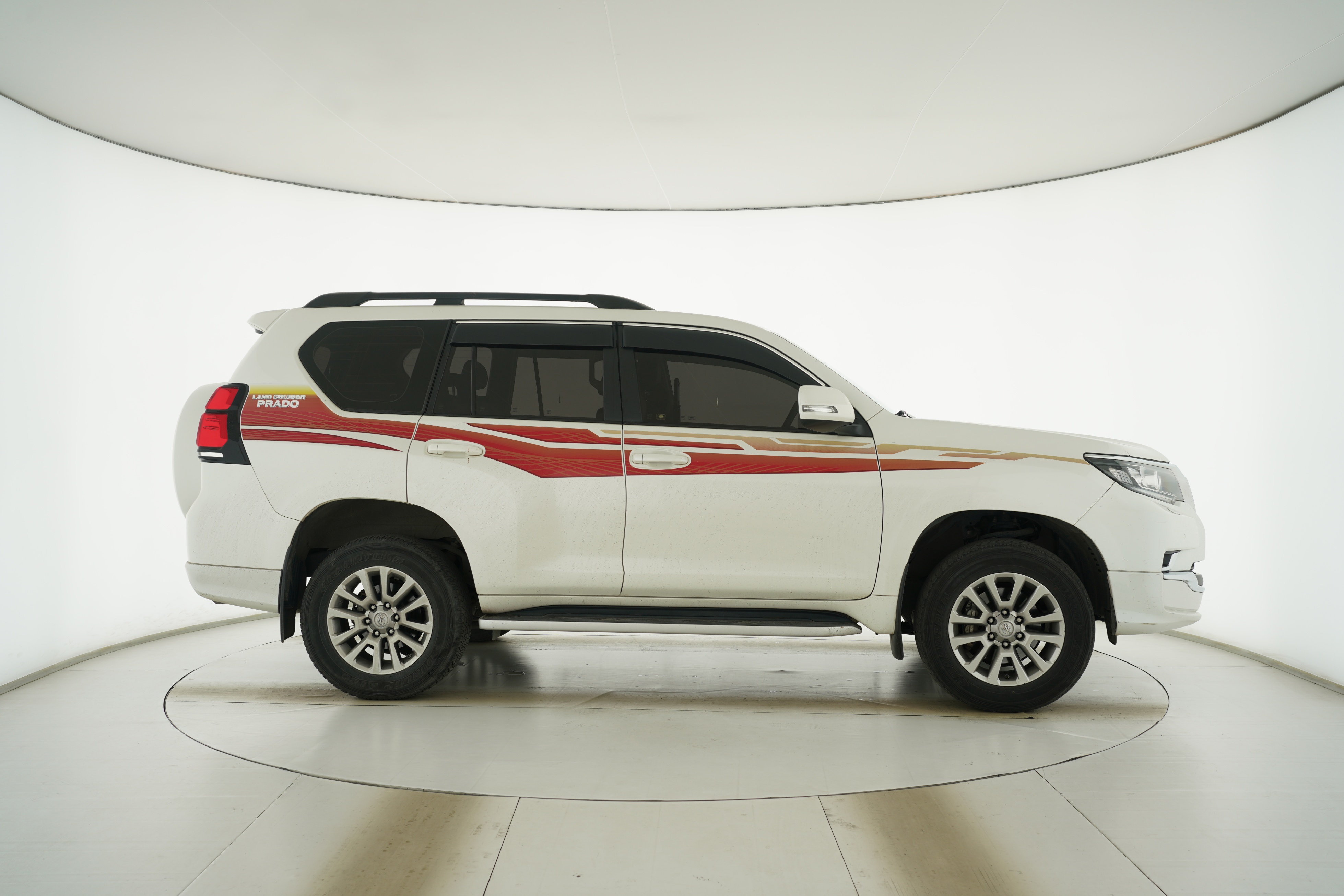 Toyota Prado 2019 — фото 8