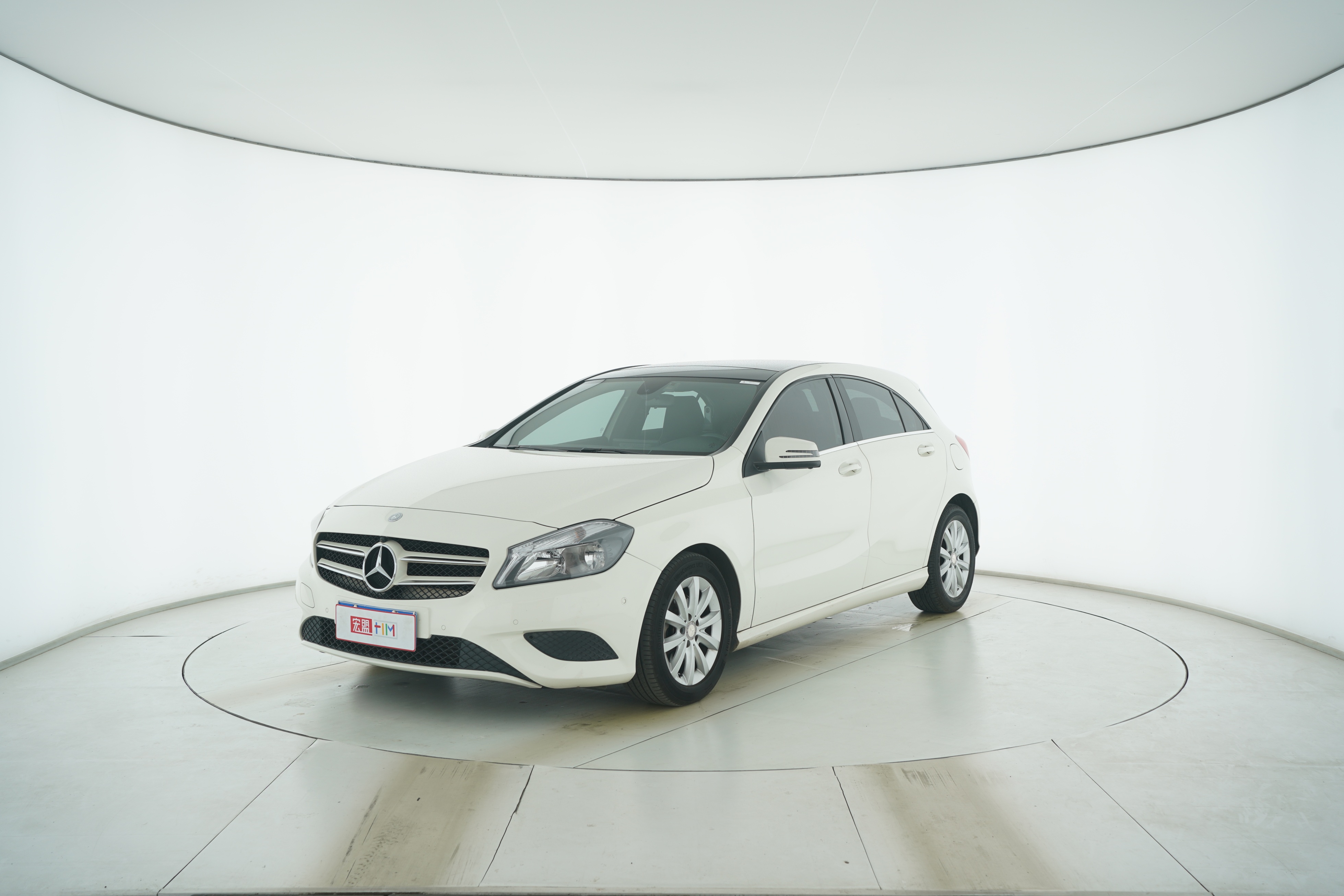 Mercedes Benz A-Class(Import) 2013 — фото 1