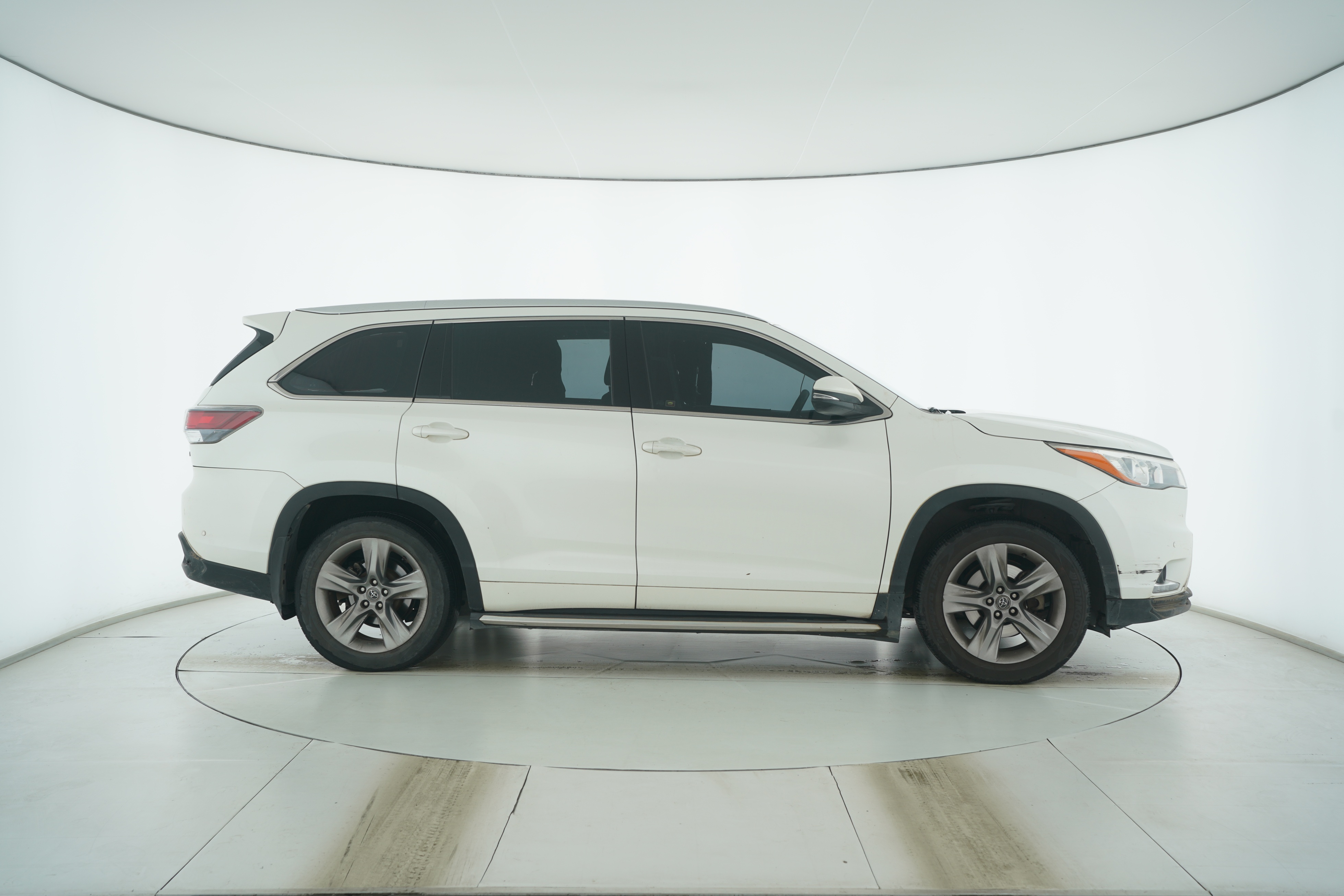 Toyota Highlander 2015 — фото 8