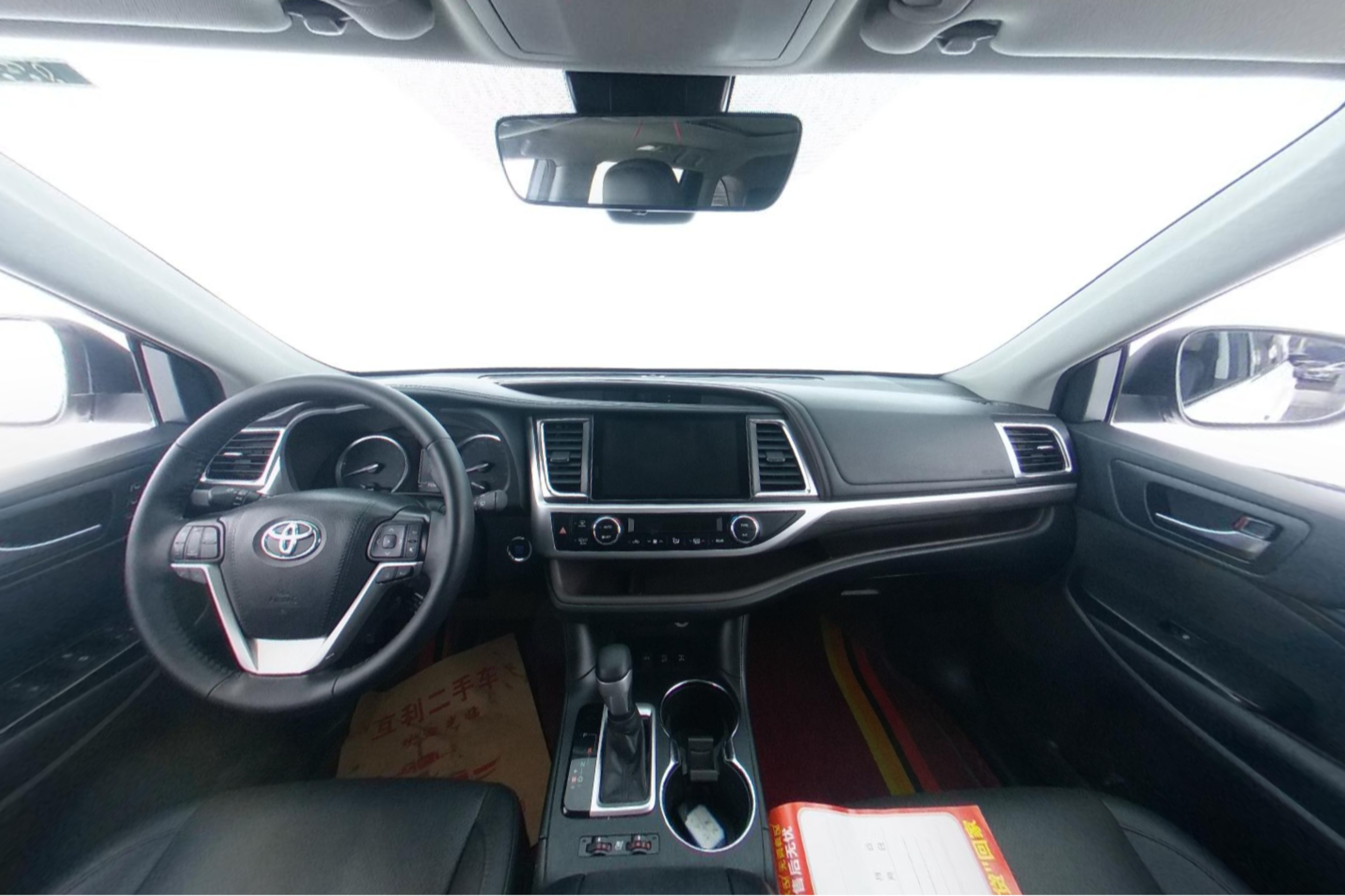Toyota Highlander 2018 — фото 9