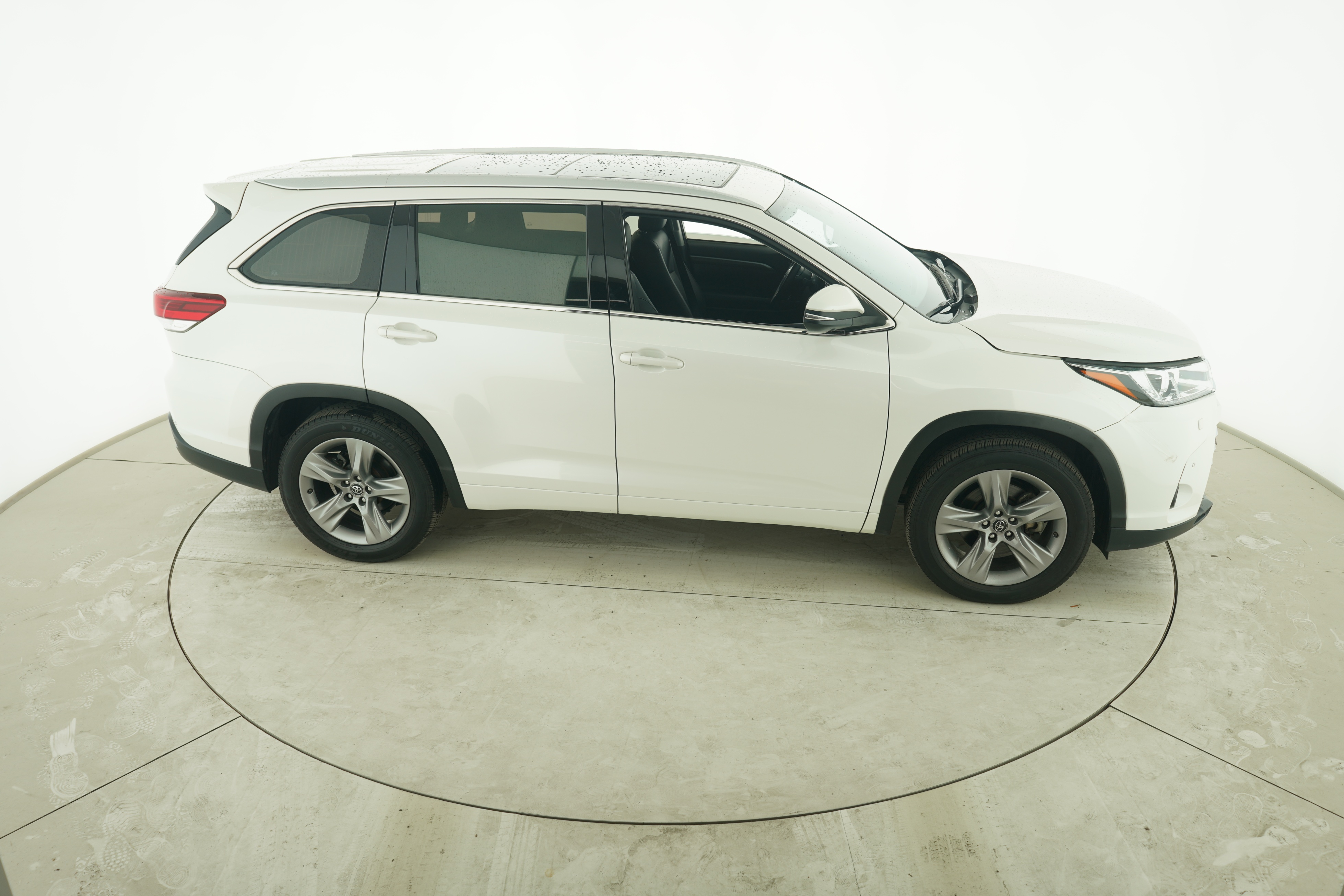 Toyota Highlander 2018 — фото 8