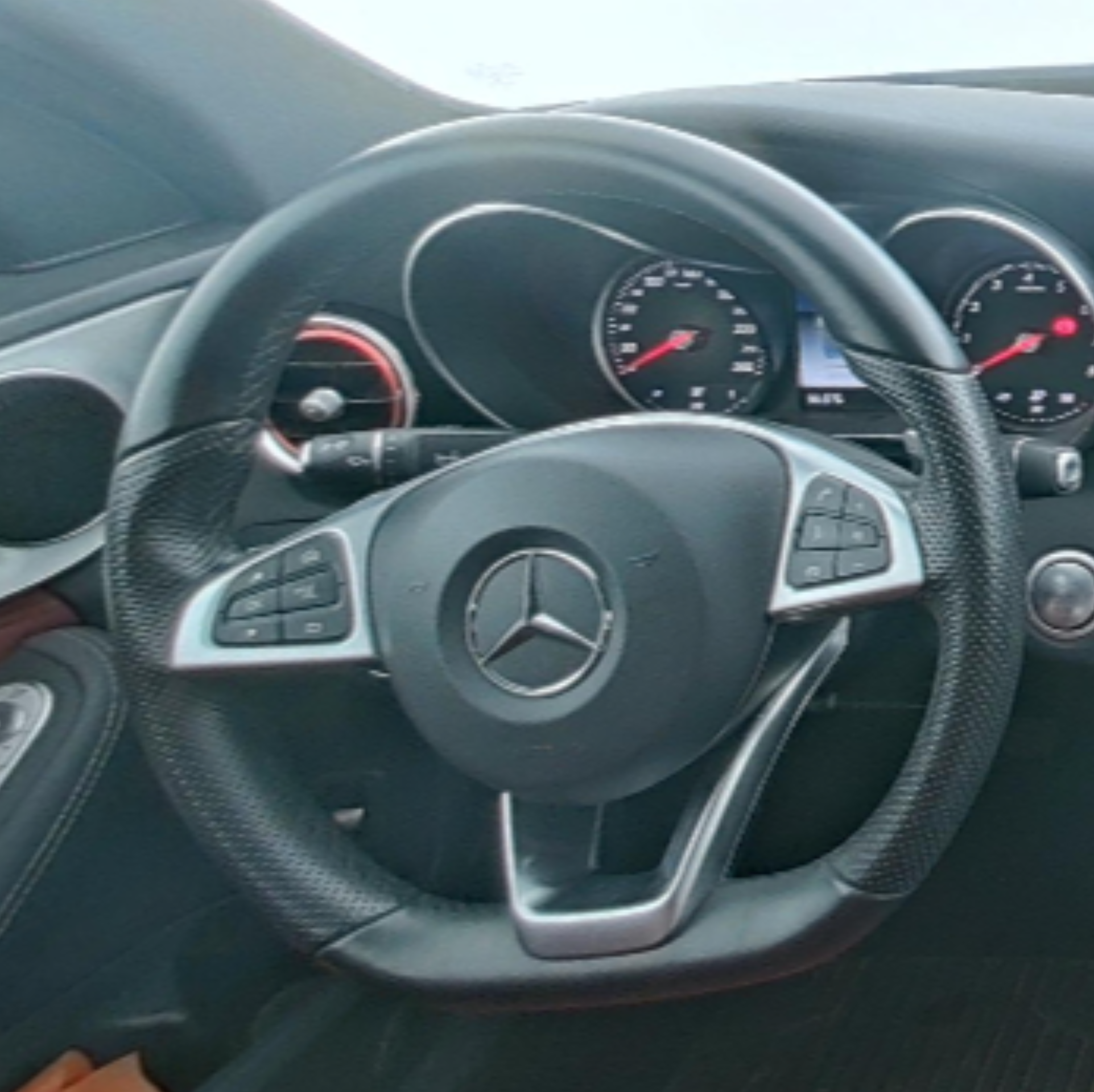 Mercedes Benz C-Class 2017 — фото 10