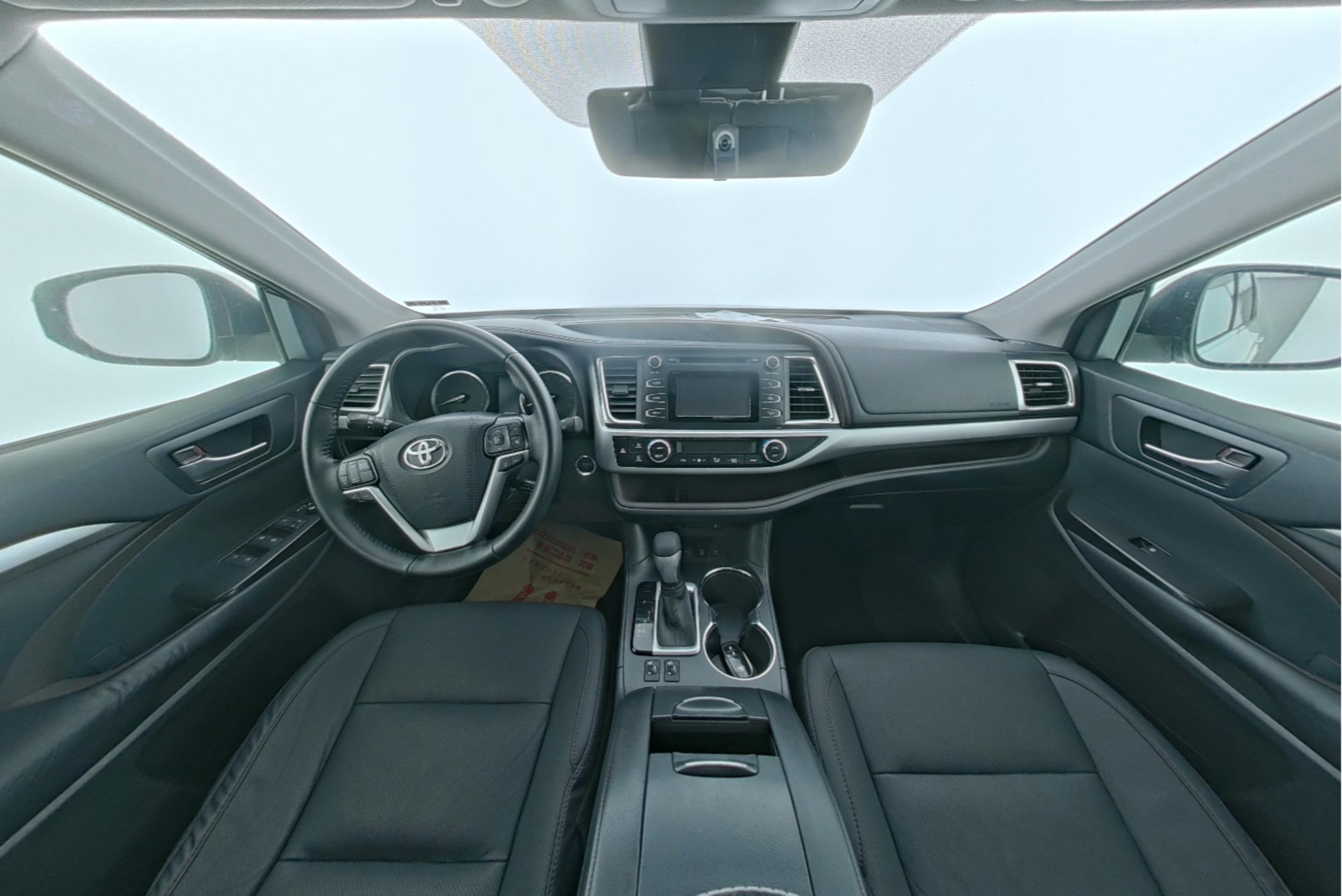 Toyota Highlander 2018 — фото 9