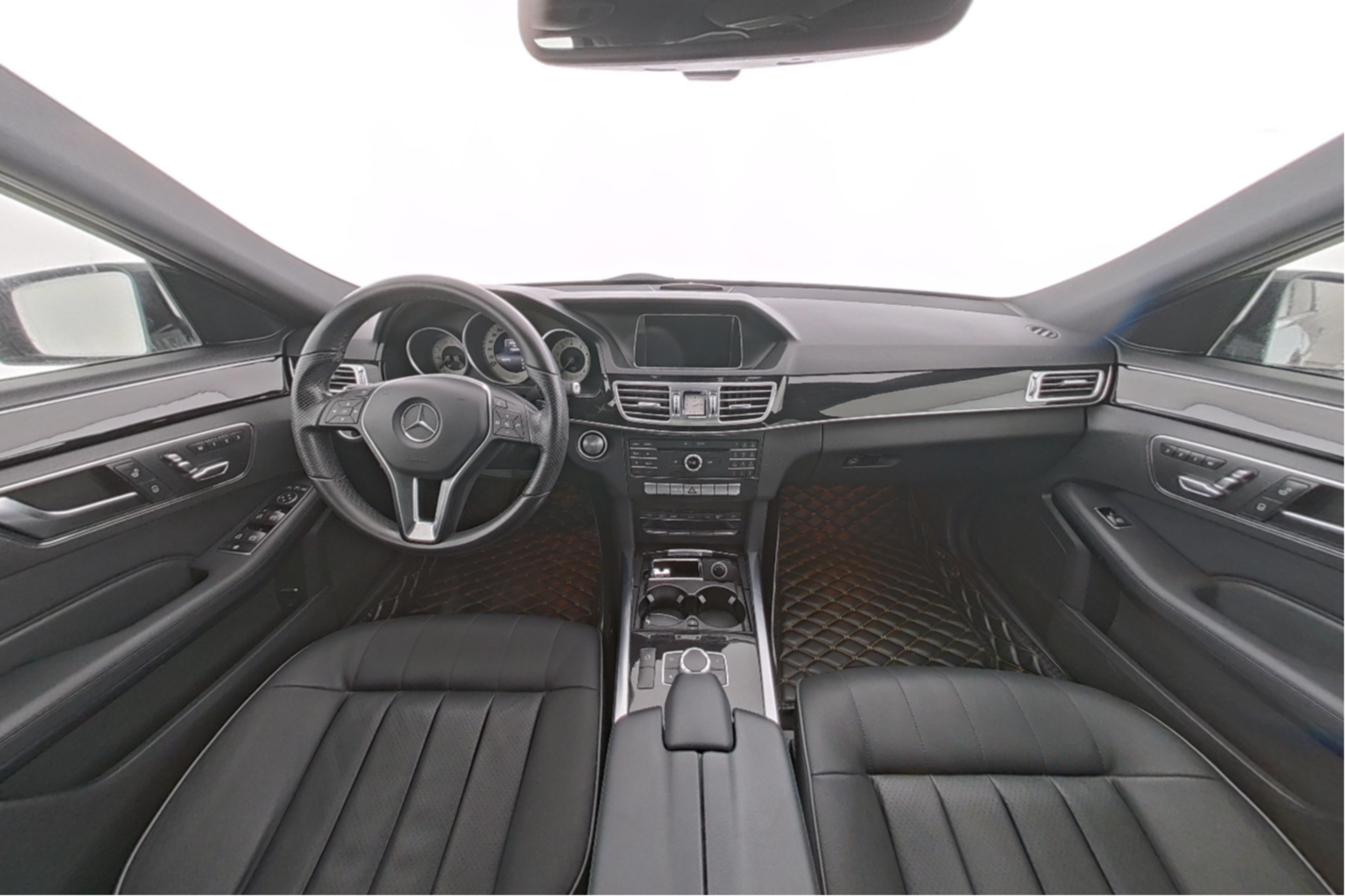 Mercedes Benz E-Class 2015 — фото 9