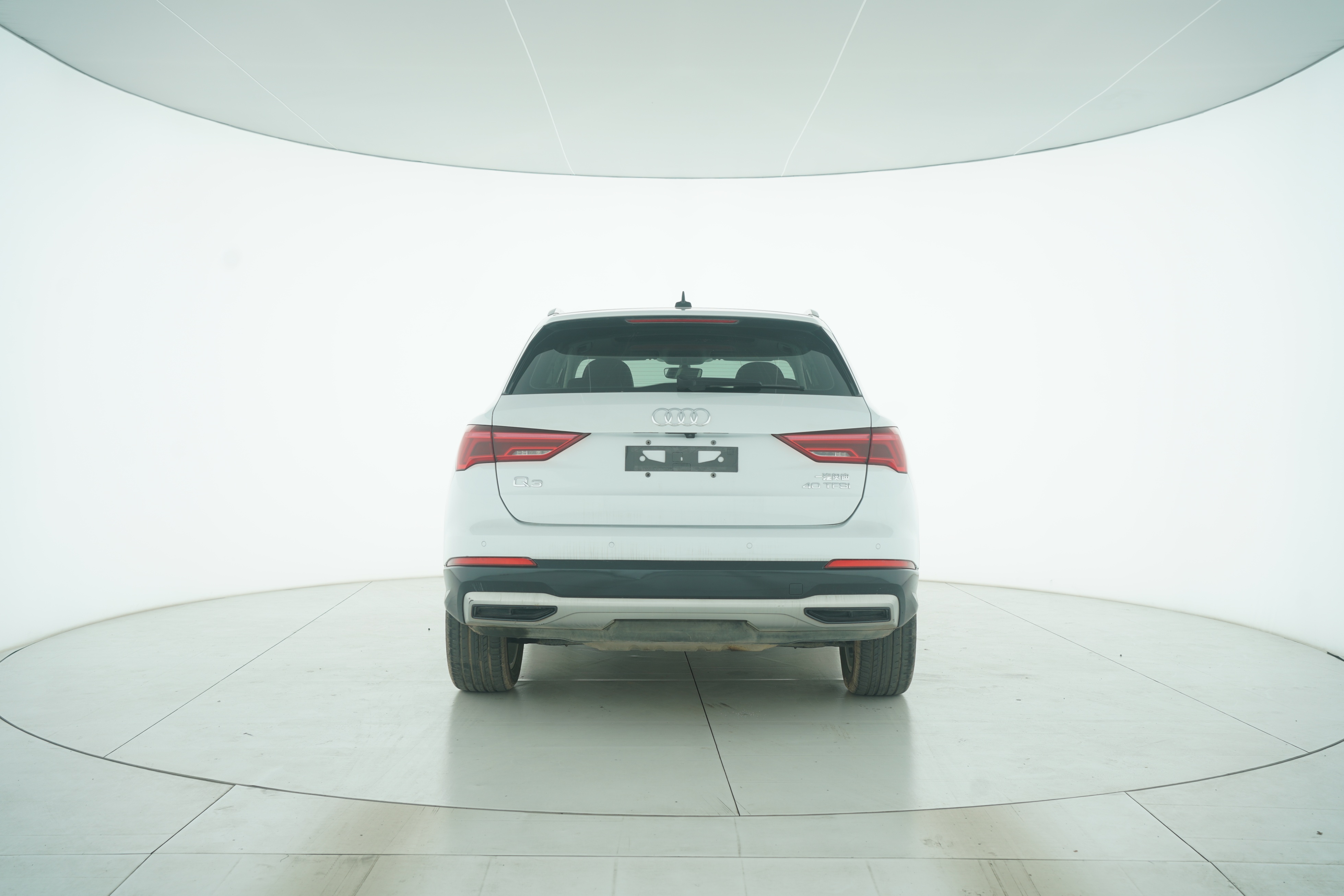 Audi Q3 2019 — фото 6