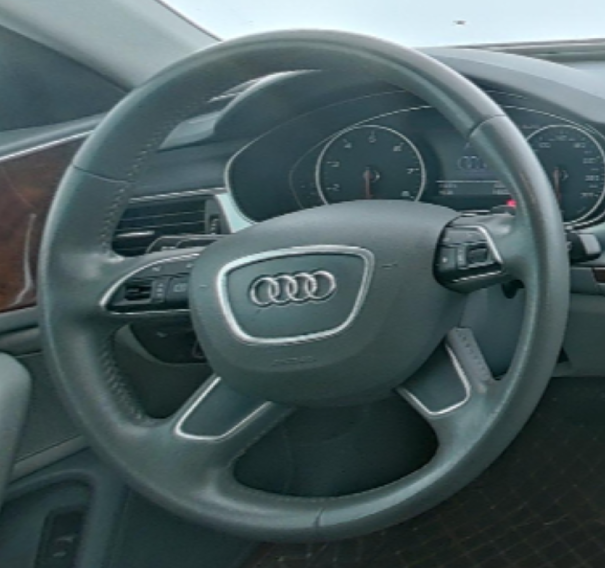 Audi A6L 2012 — фото 10