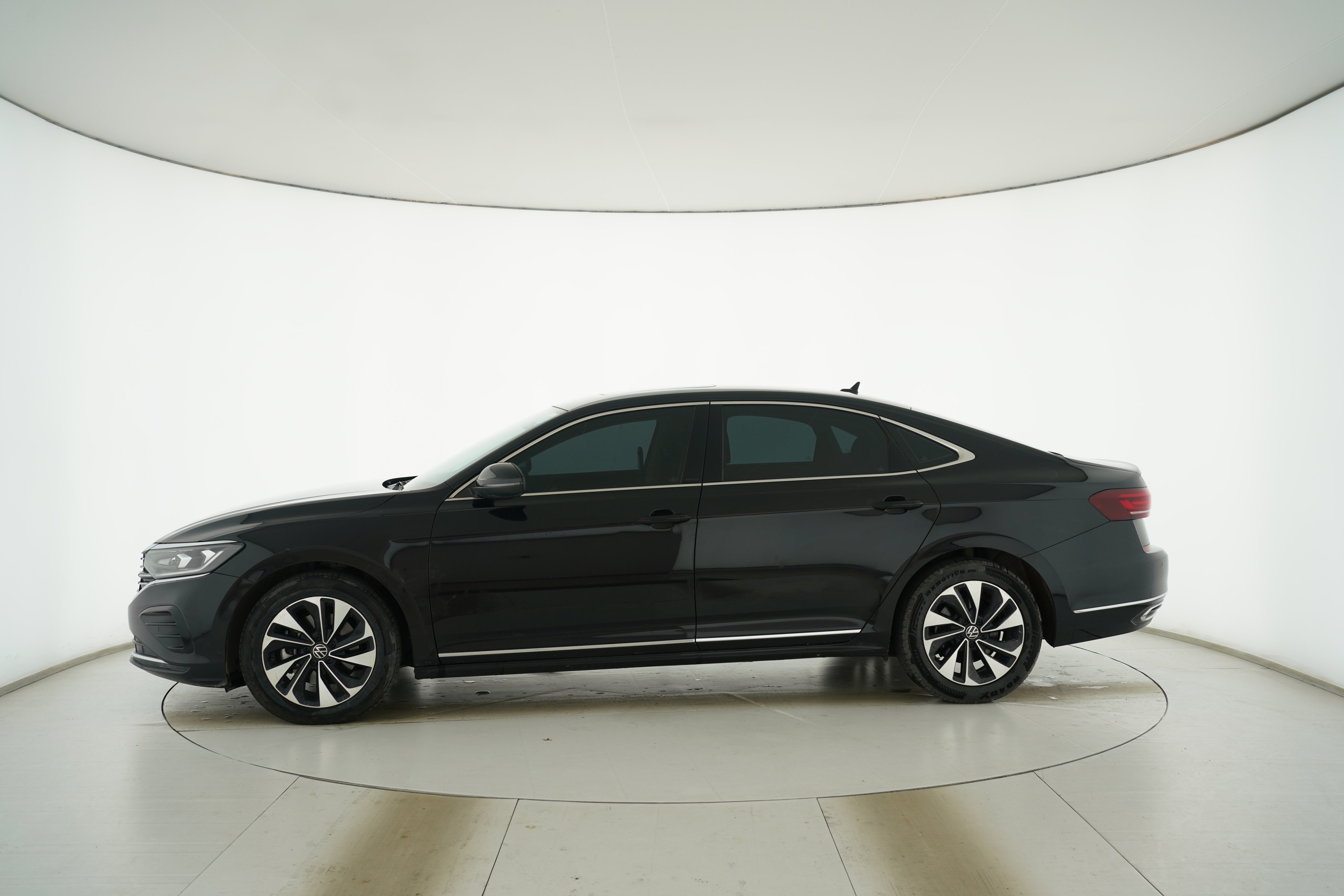 Volkswagen Passat 2015 — фото 7