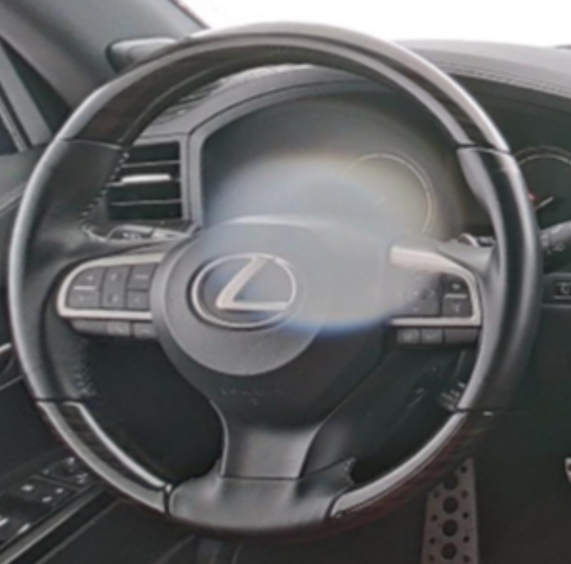 Lexus LX 2019 — фото 10