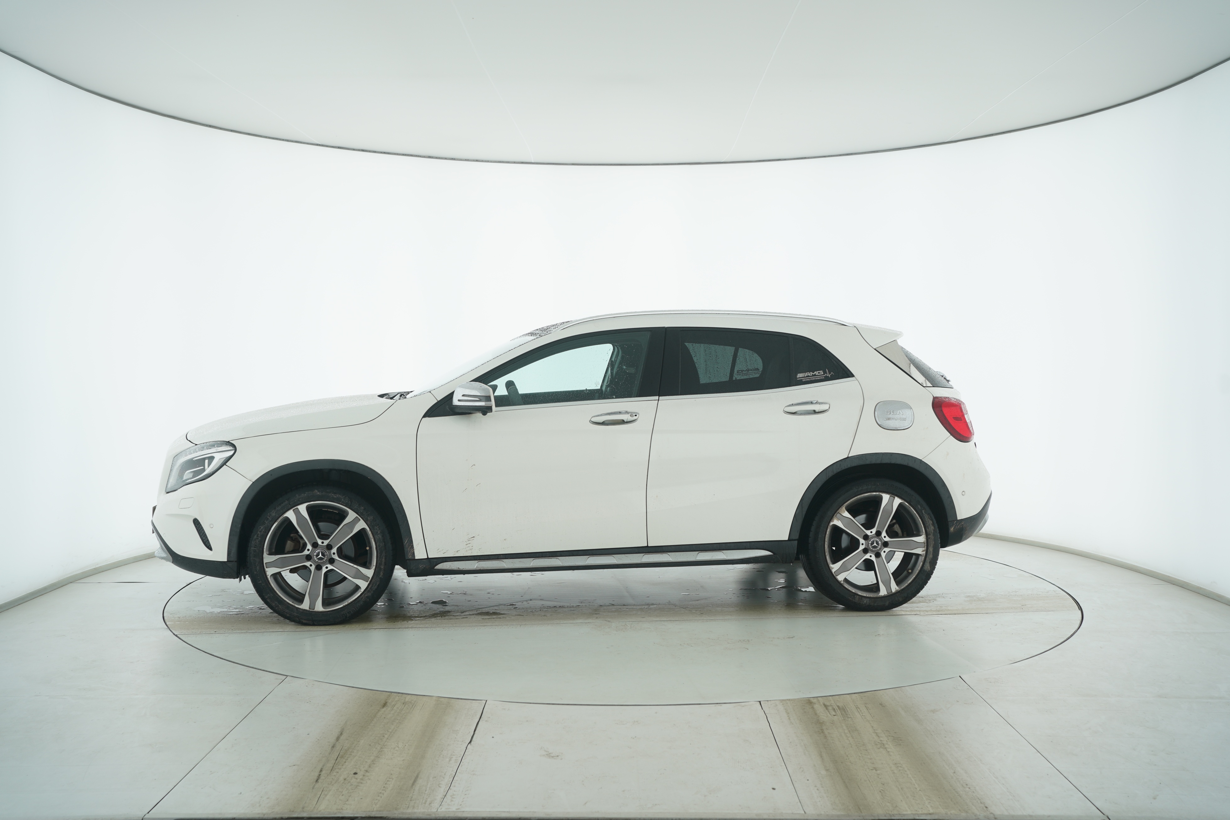 Mercedes Benz GLA 2015 — фото 7