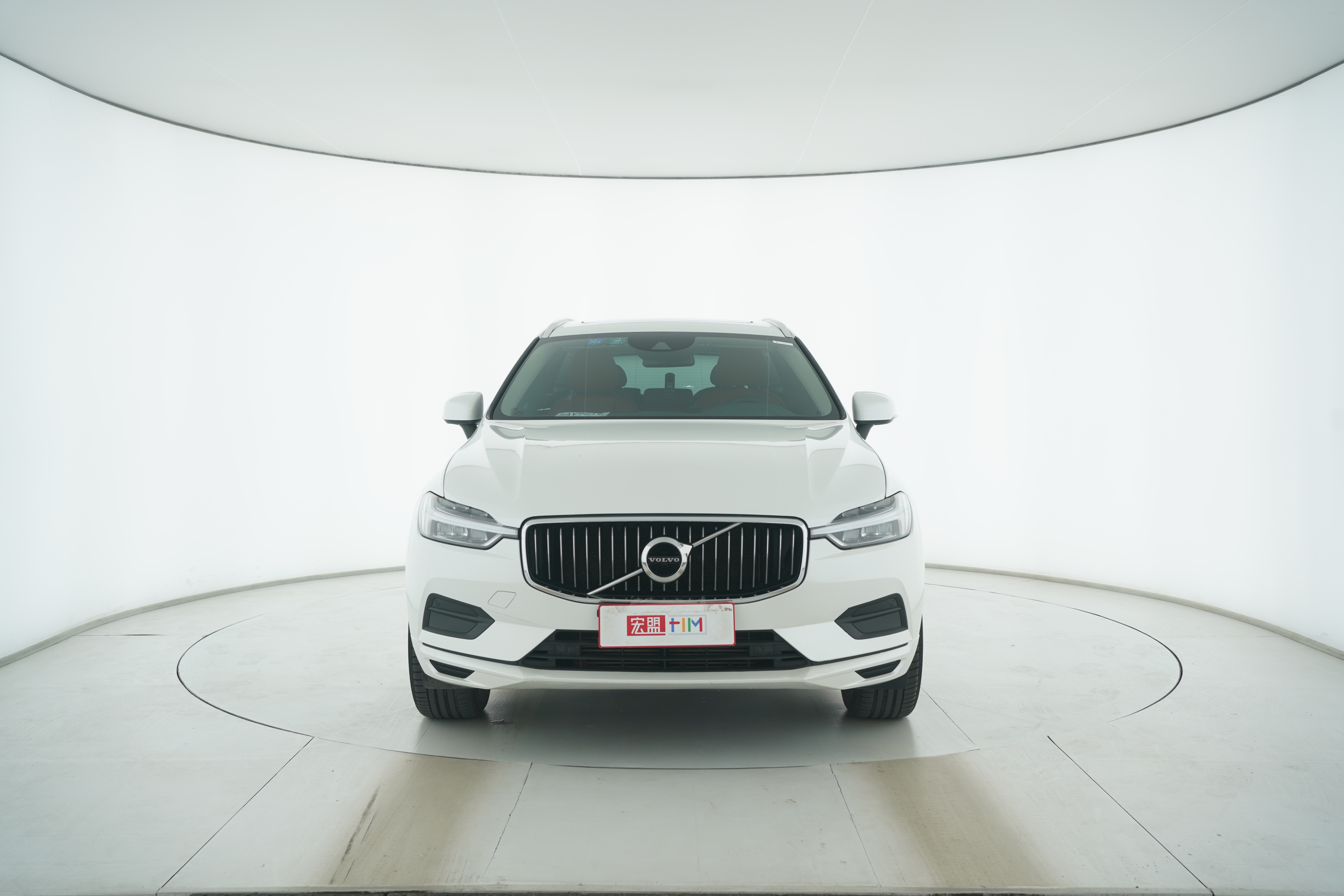 VOLVO XC60 2018 — фото 5