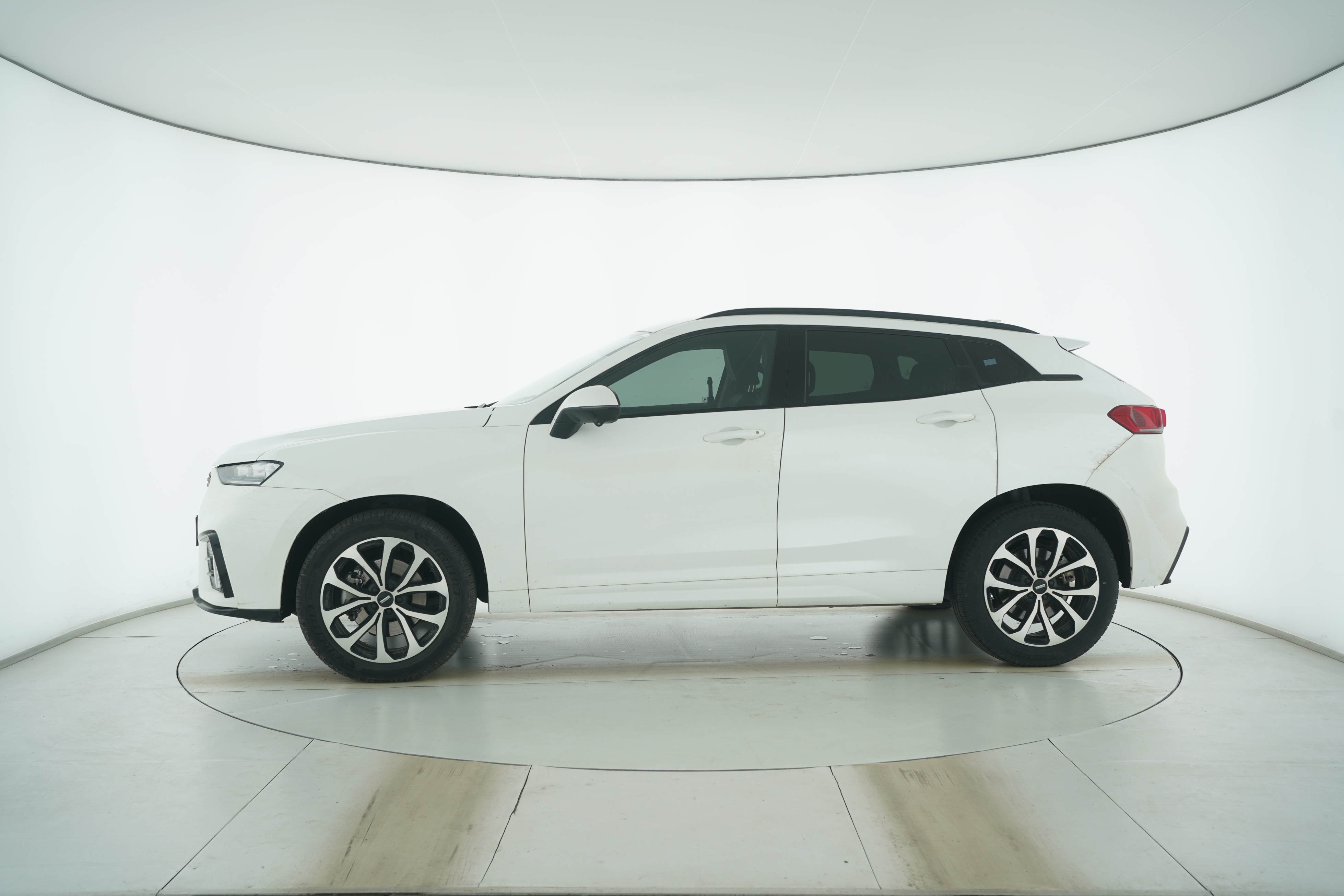 Wei brand Wey VV7 GT-PHEV 2019 — фото 7