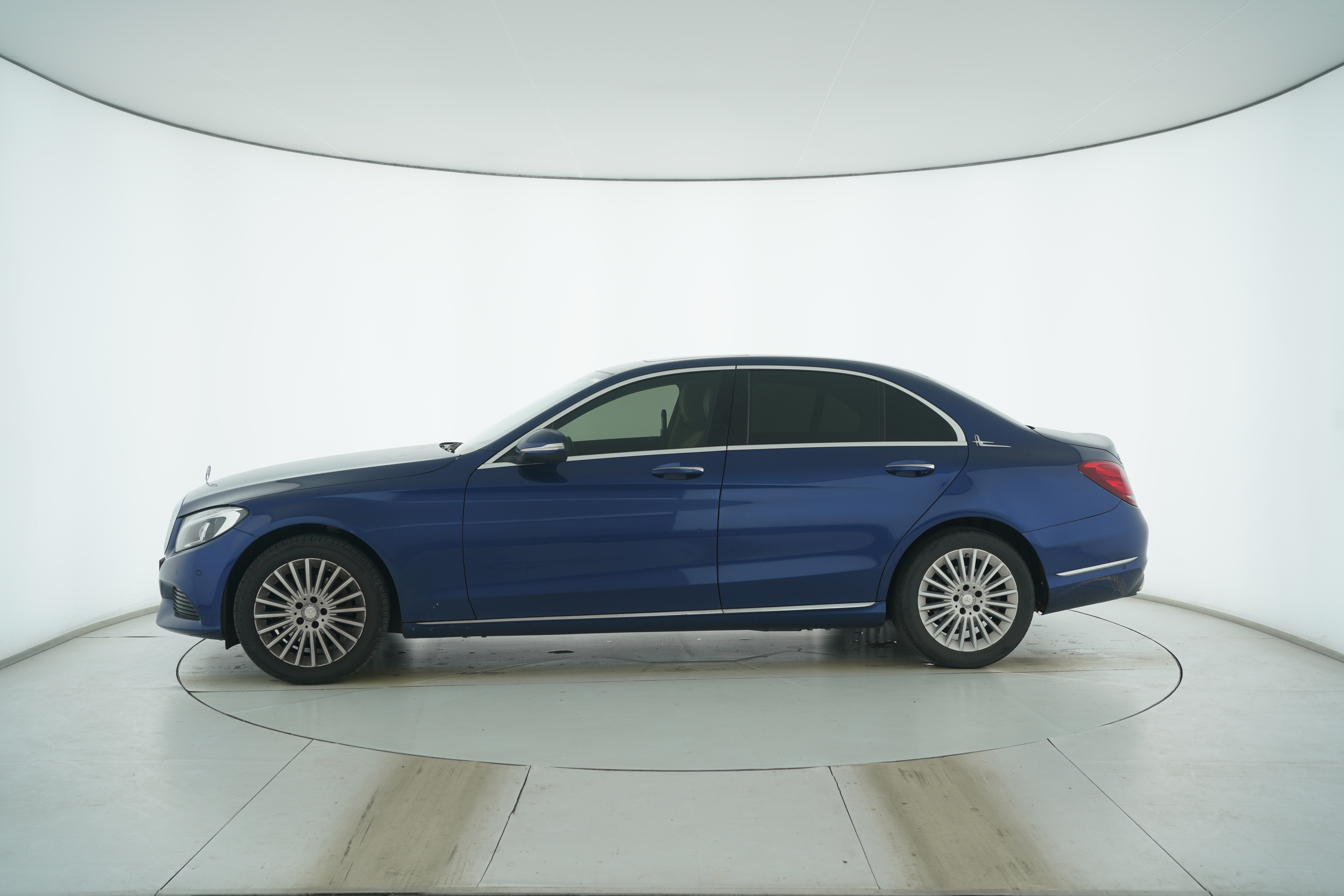 Mercedes Benz C-Class 2015 — фото 7