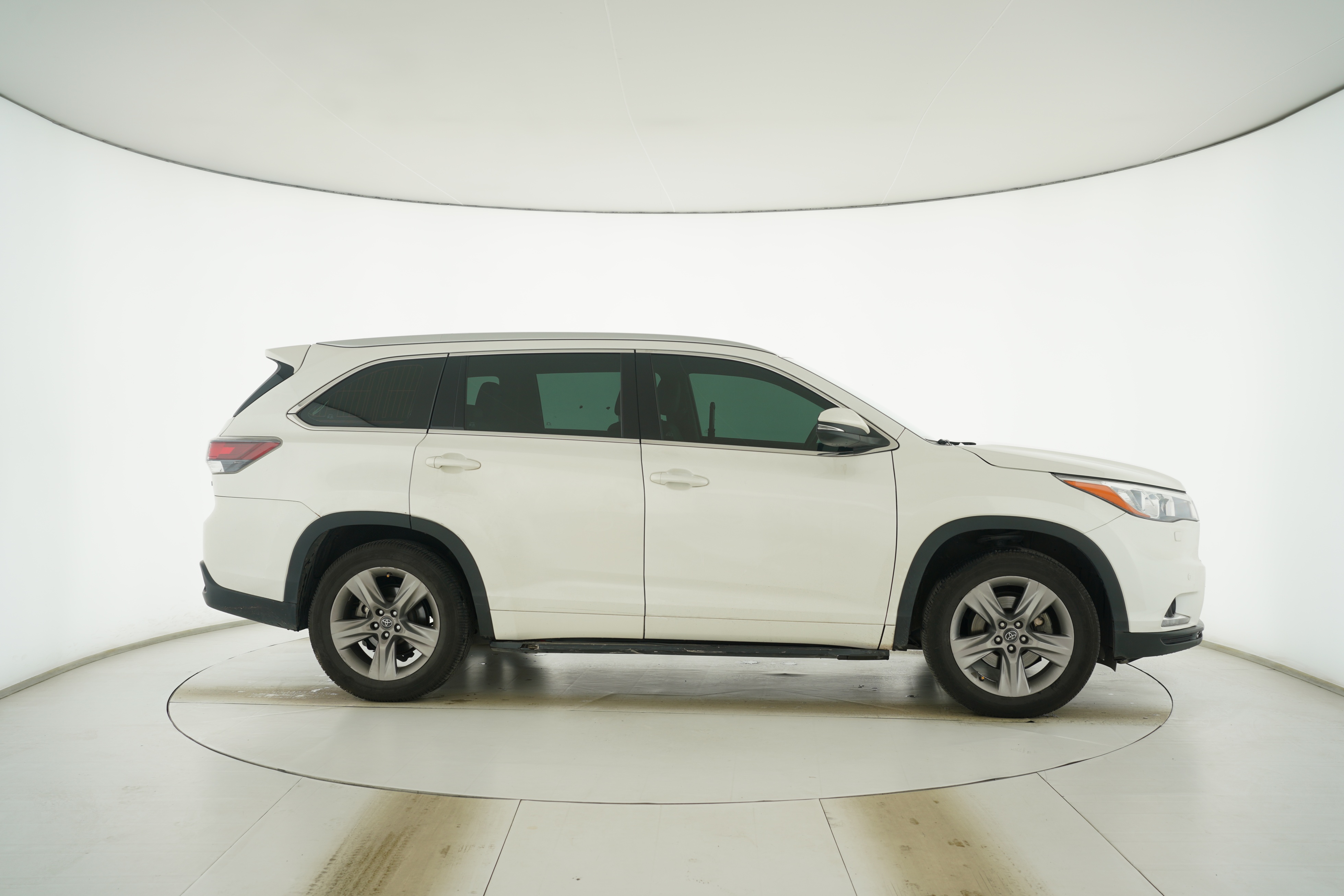 Toyota Highlander 2015 — фото 8