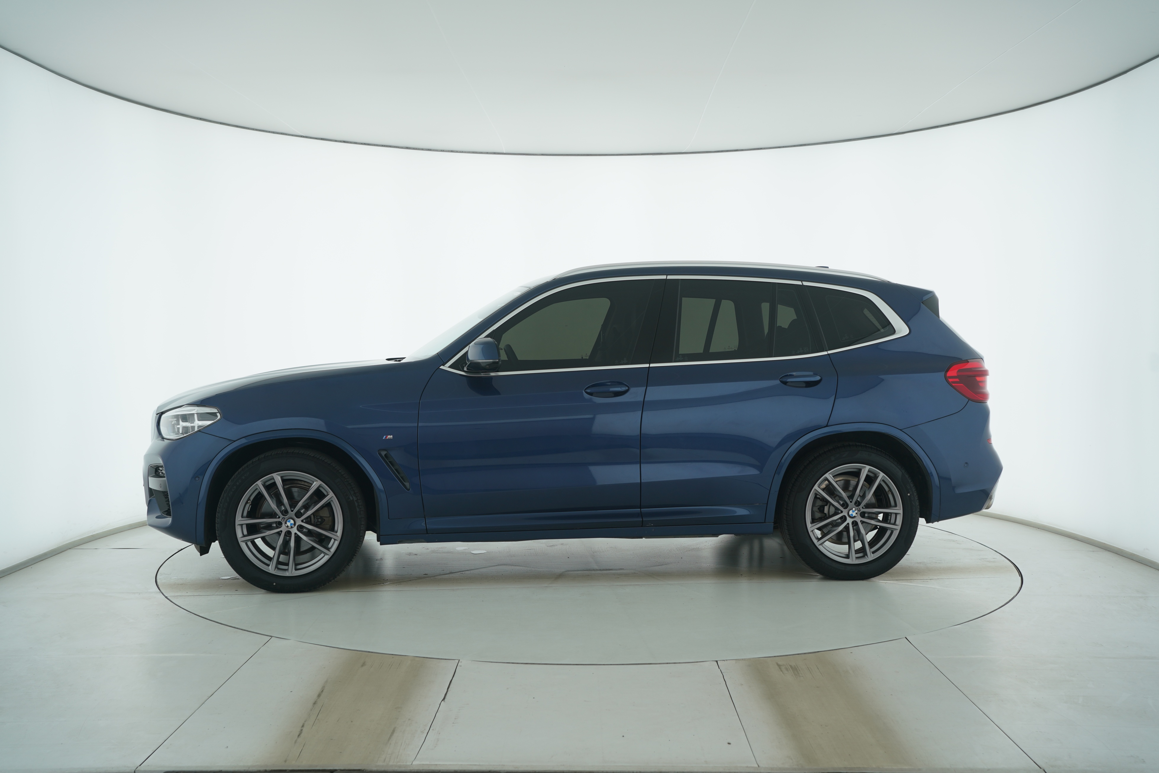 BMW X4 2022 — фото 7