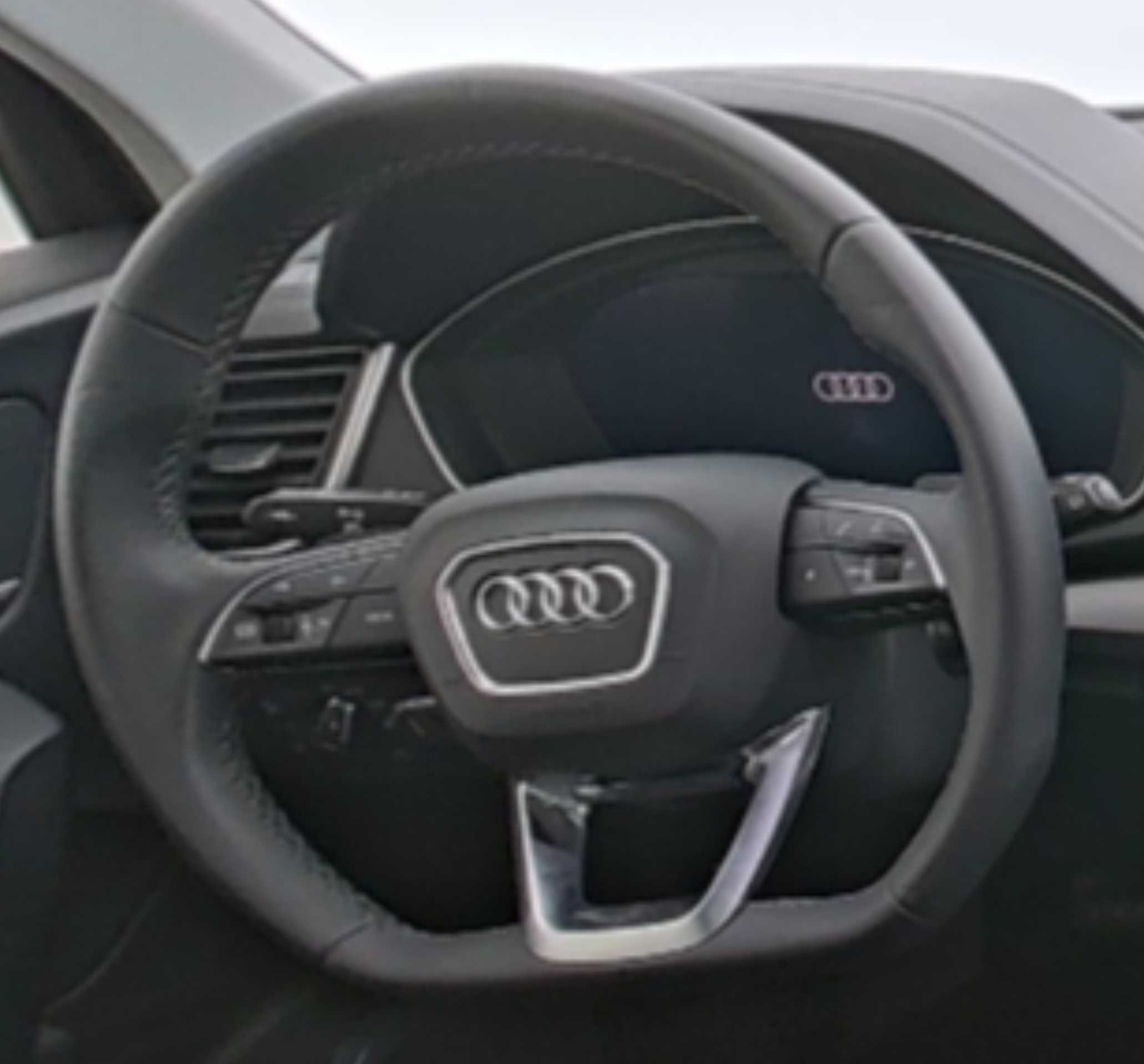 Audi Q5L Sportback 2021 — фото 10