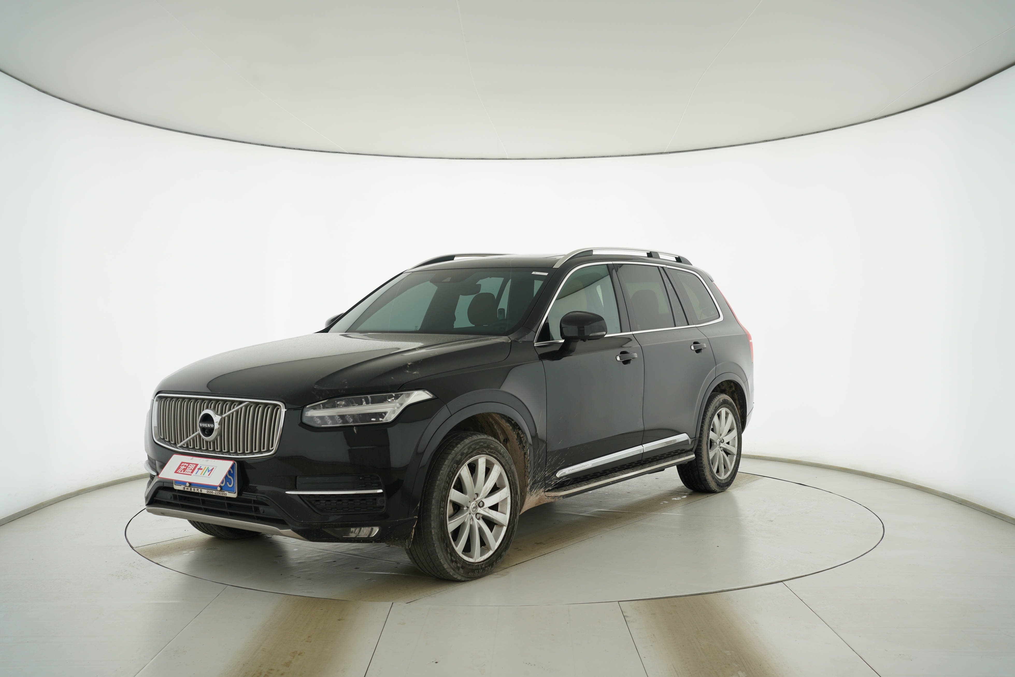 VOLVO XC90 2018 — фото 1