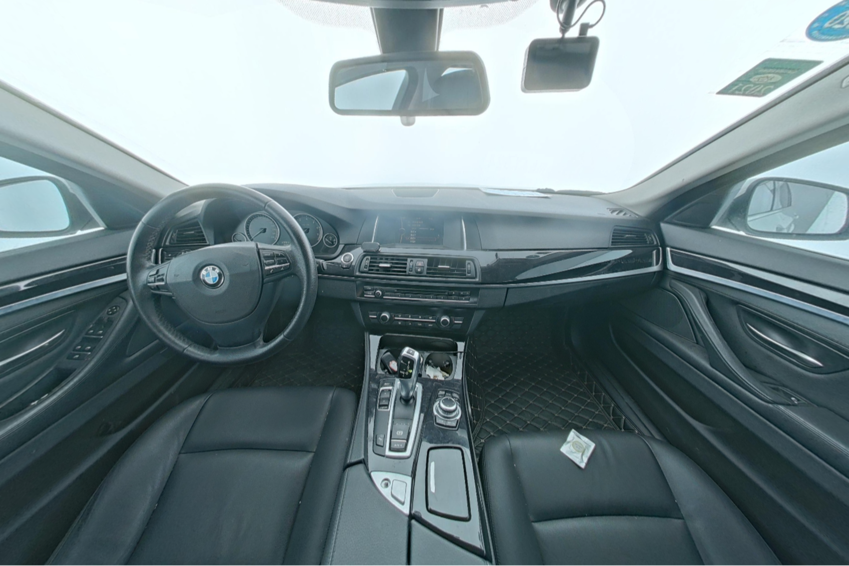 BMW 5 Series 2014 — фото 9