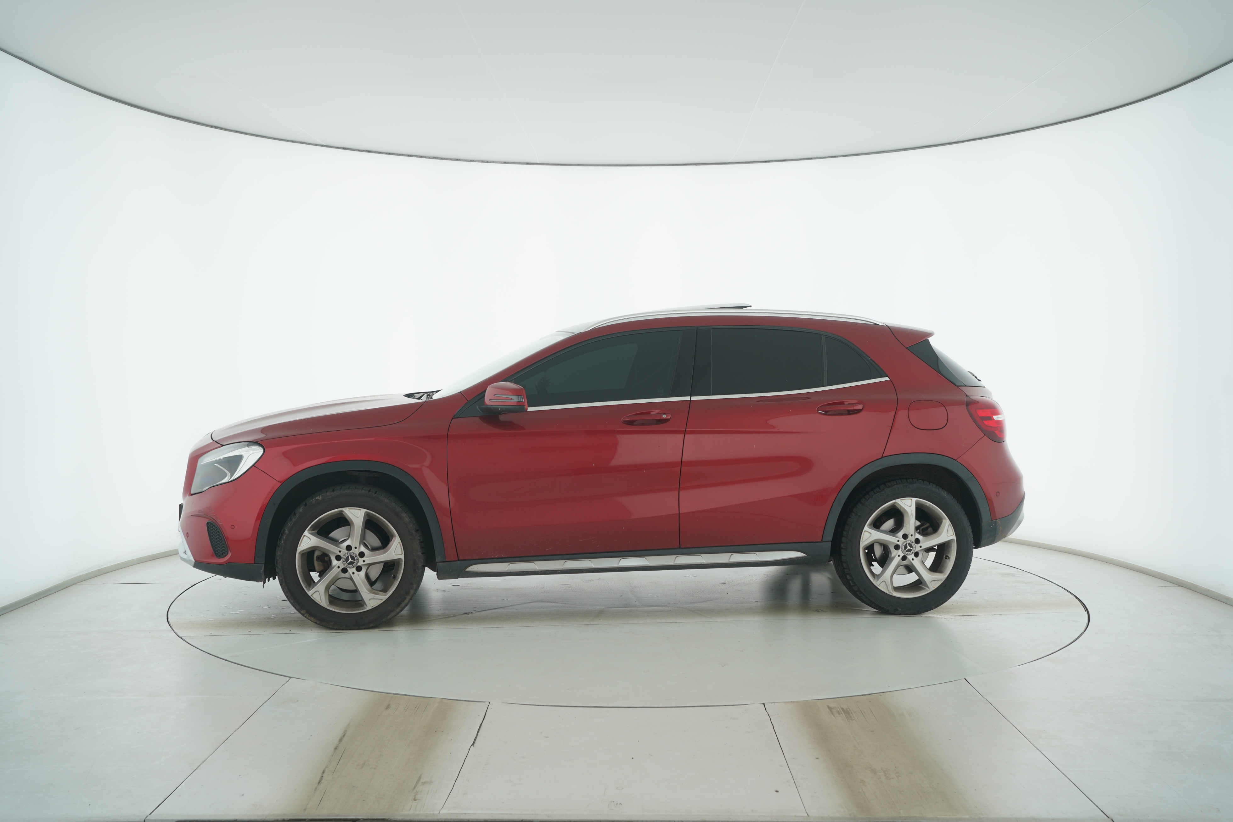 Mercedes Benz GLA 2018 — фото 7