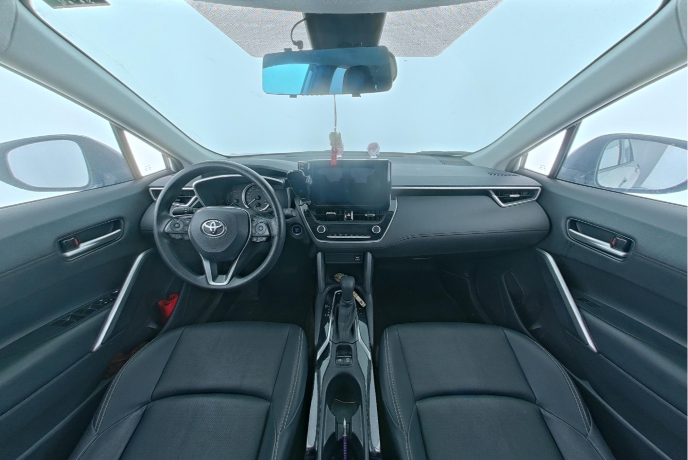 Toyota Forelander 2022 — фото 9