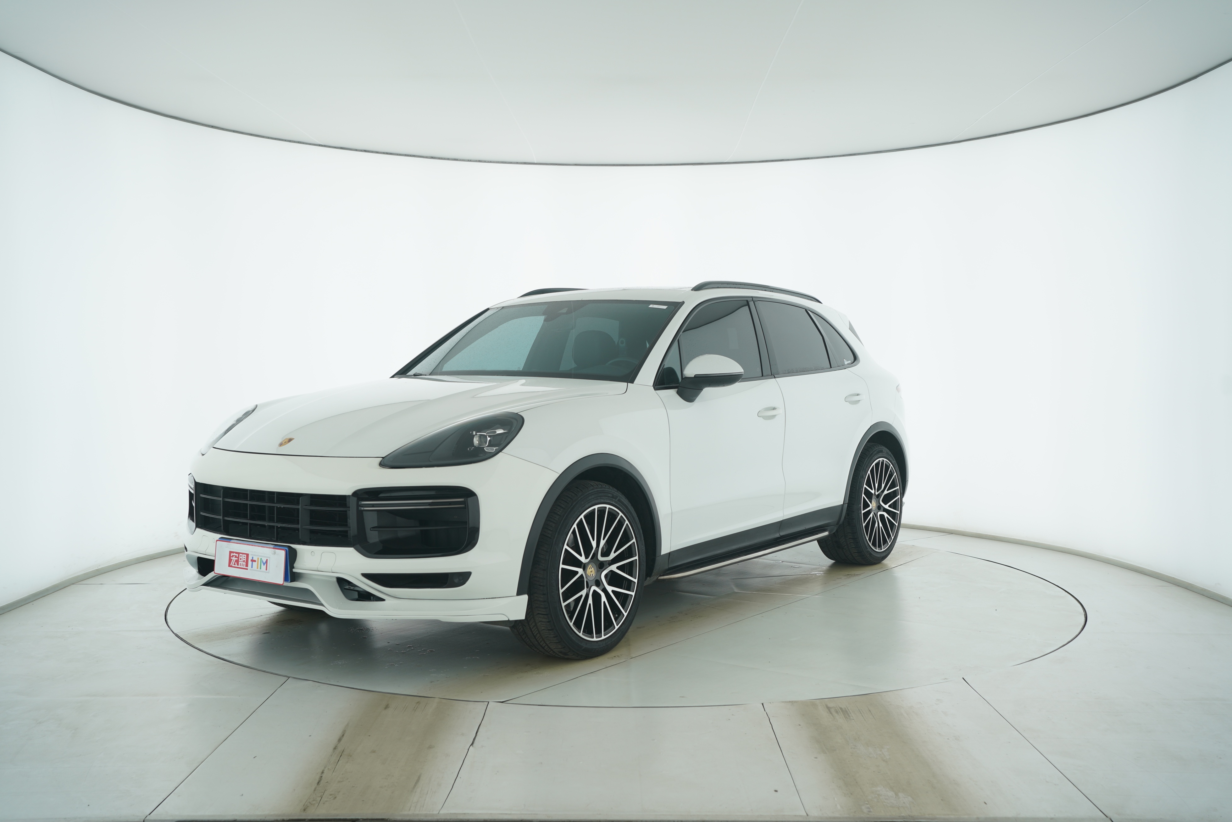 Porsche Cayenne 2016 — фото 1