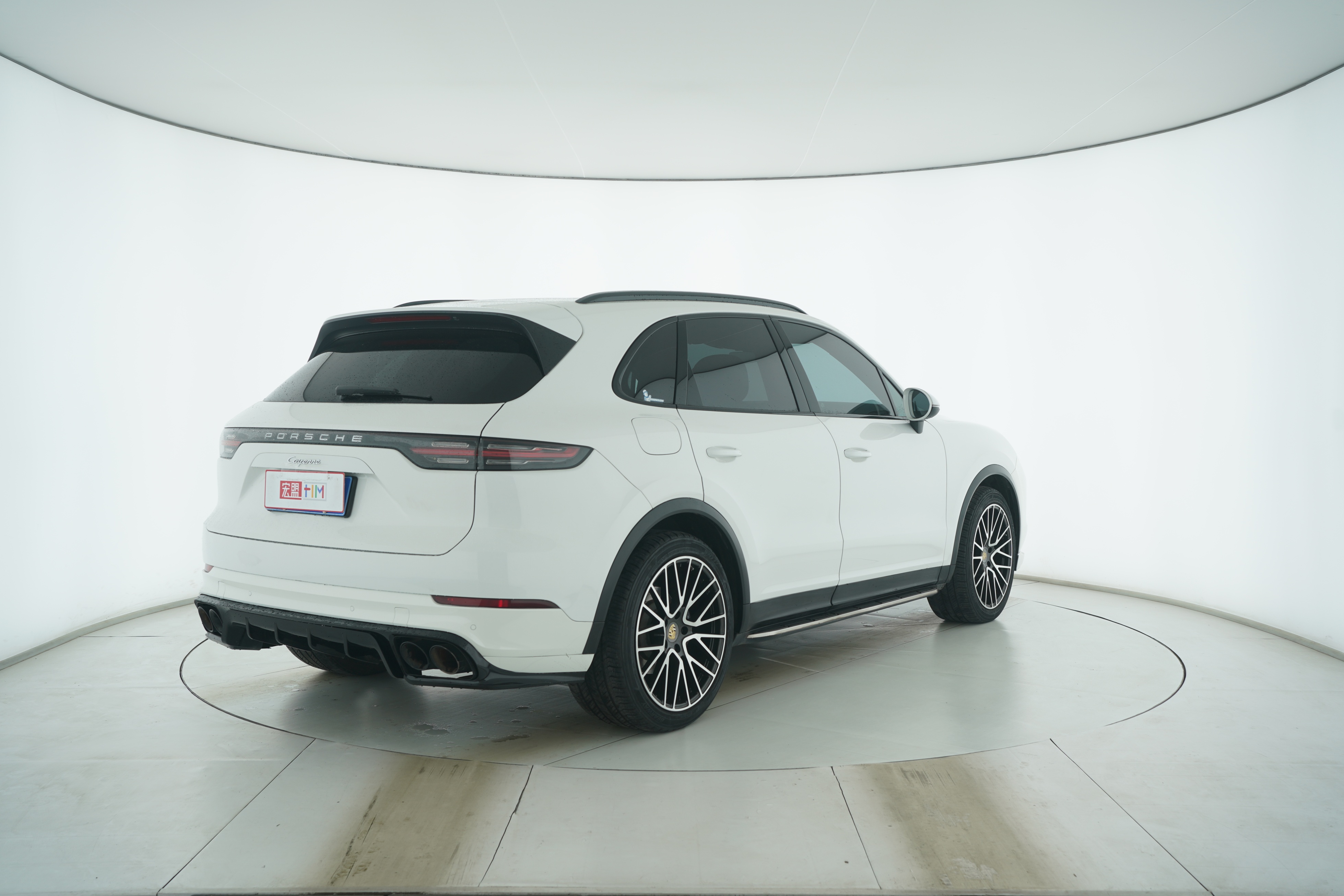 Porsche Cayenne 2016 — фото 4
