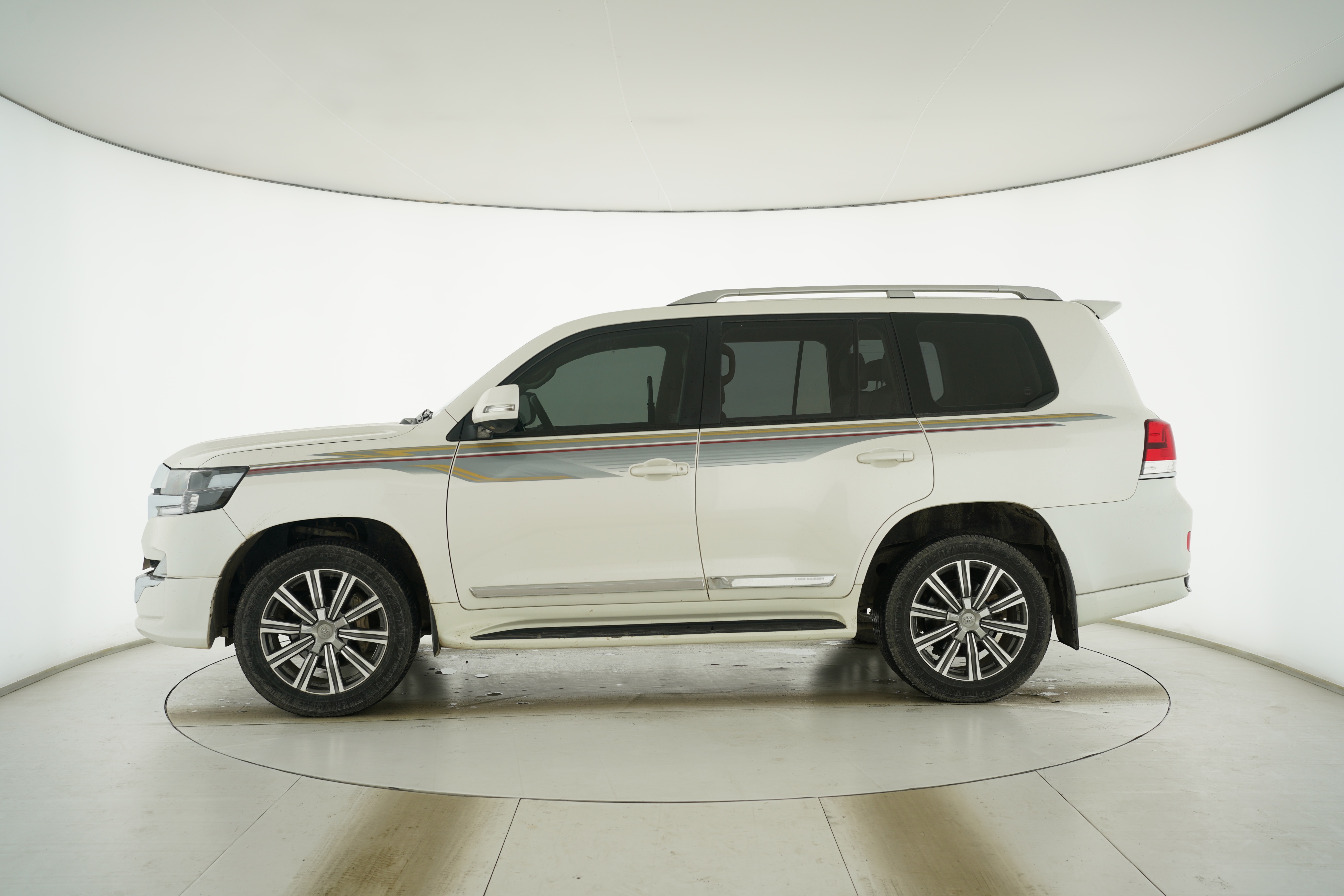 Toyota Land Cruiser (Imported) 2016 — фото 7