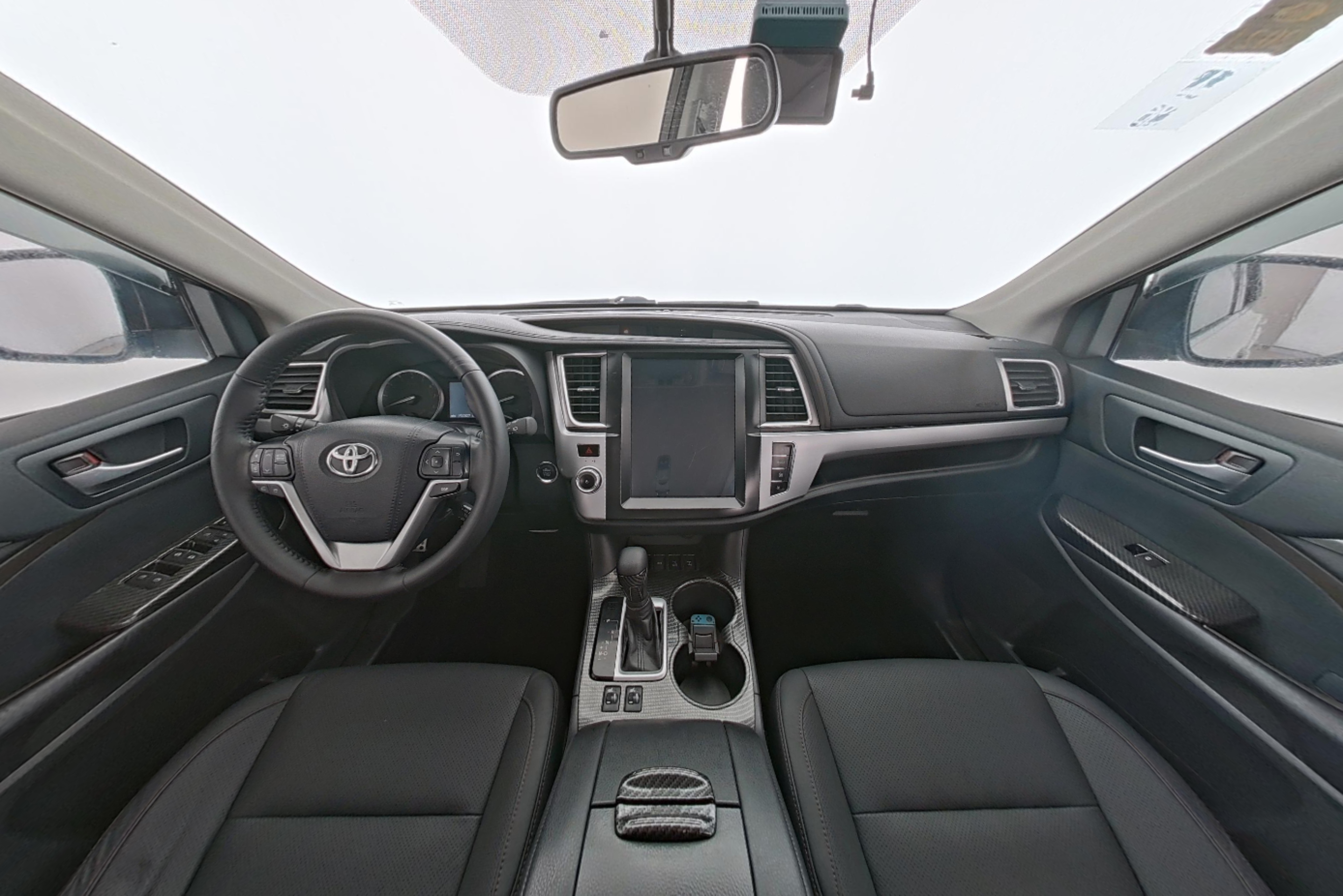 Toyota Highlander 2017 — фото 9