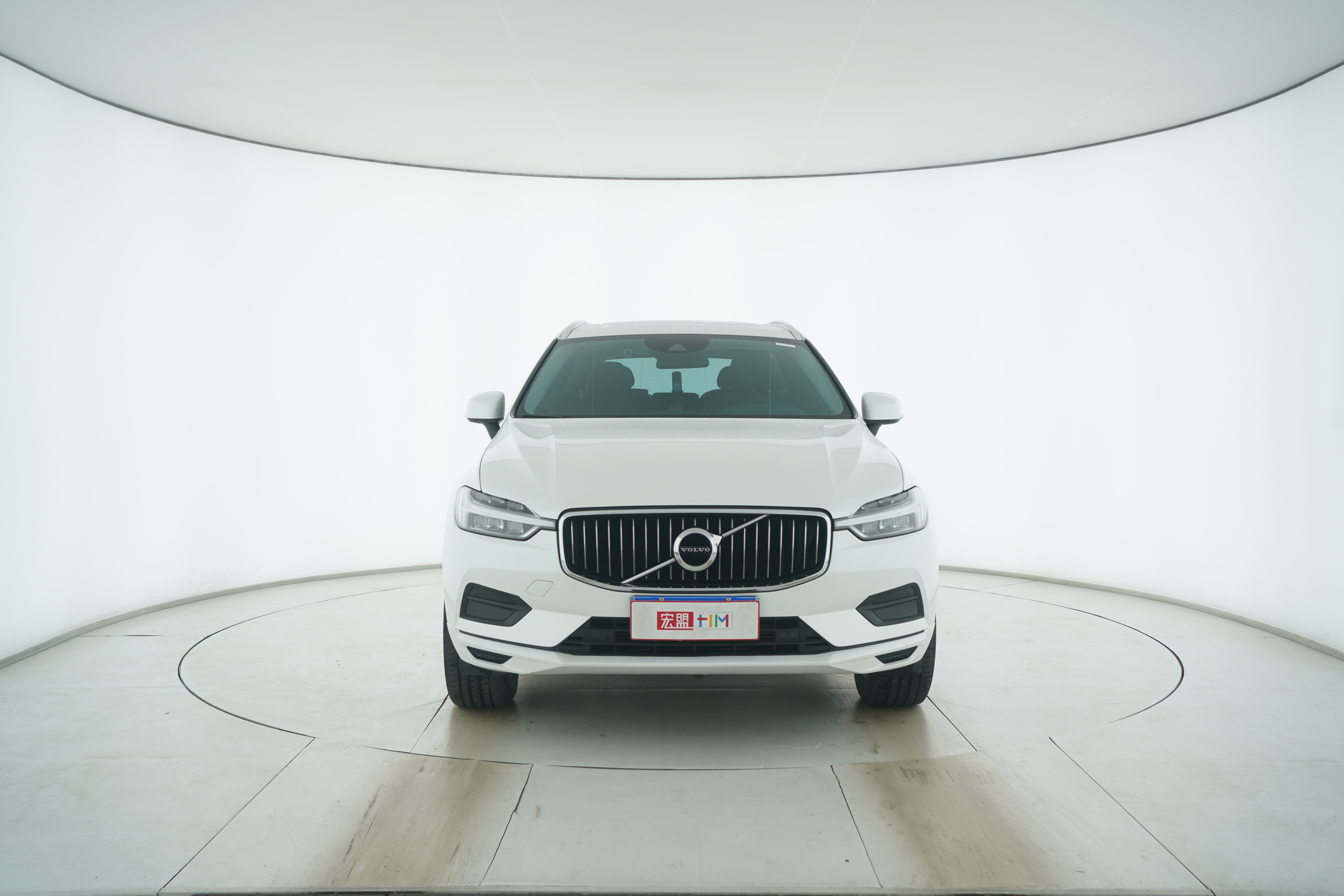 VOLVO XC60 2019 — фото 5