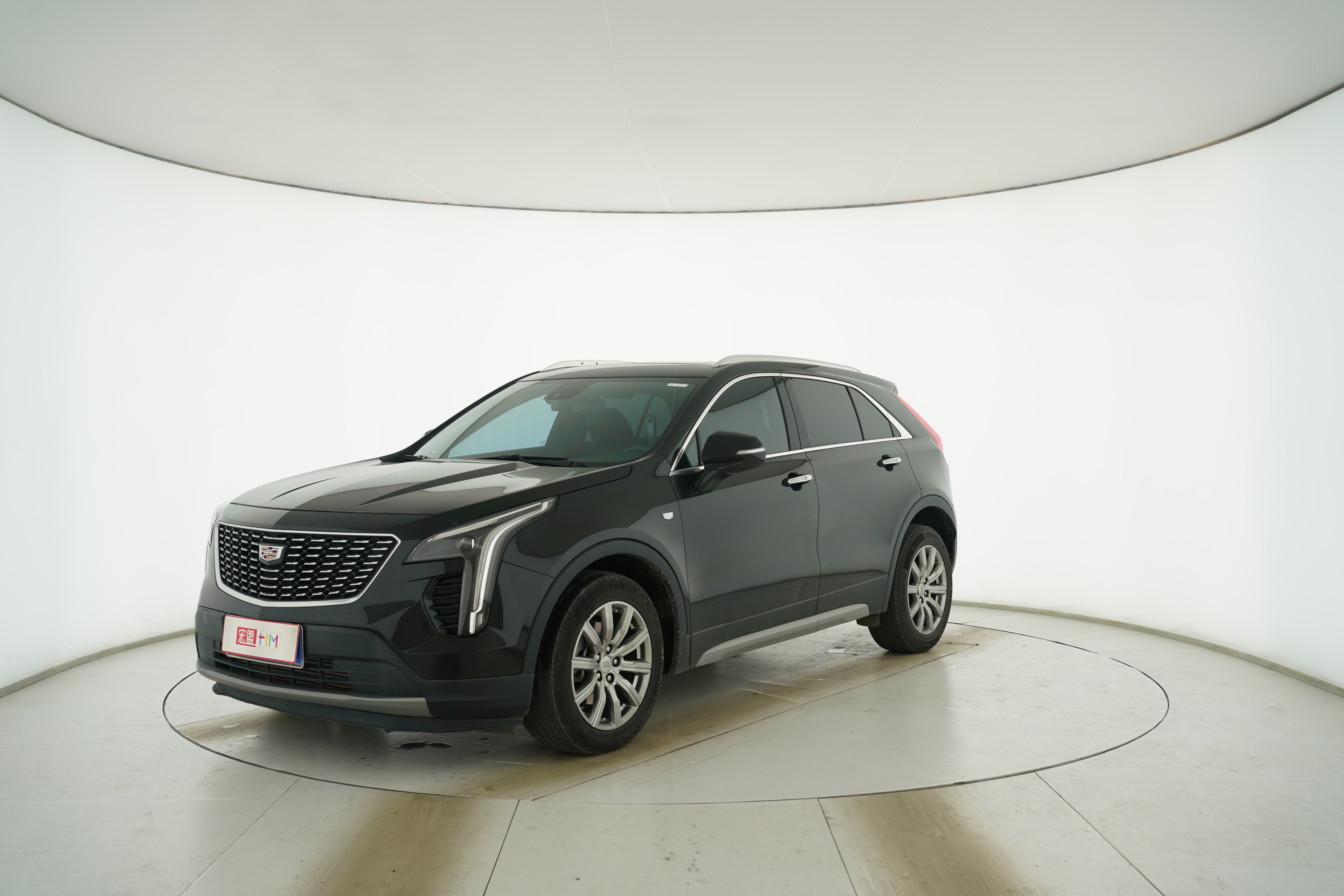 Cadillac XT4 2022 — фото 1