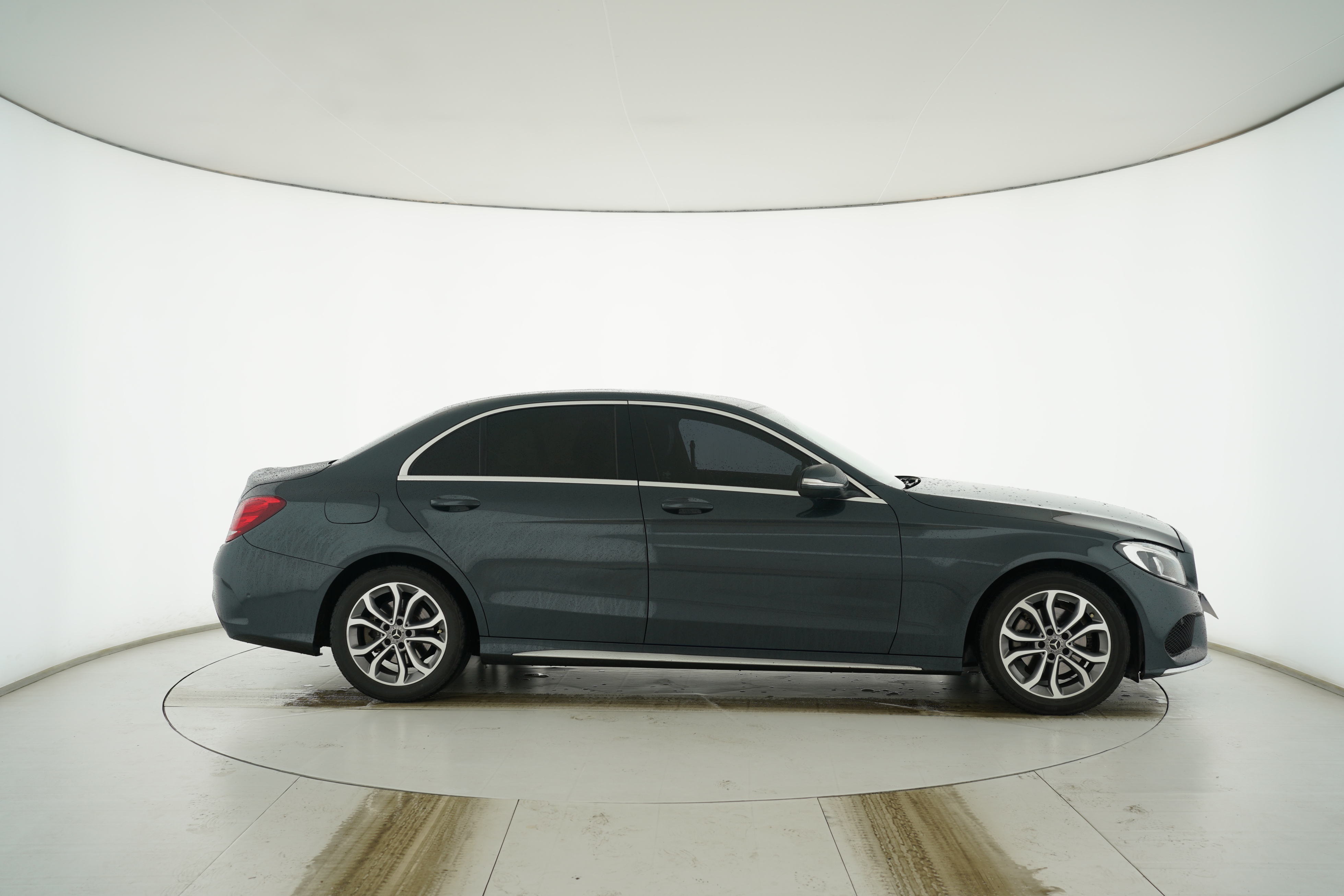 Mercedes Benz C-Class 2017 — фото 8