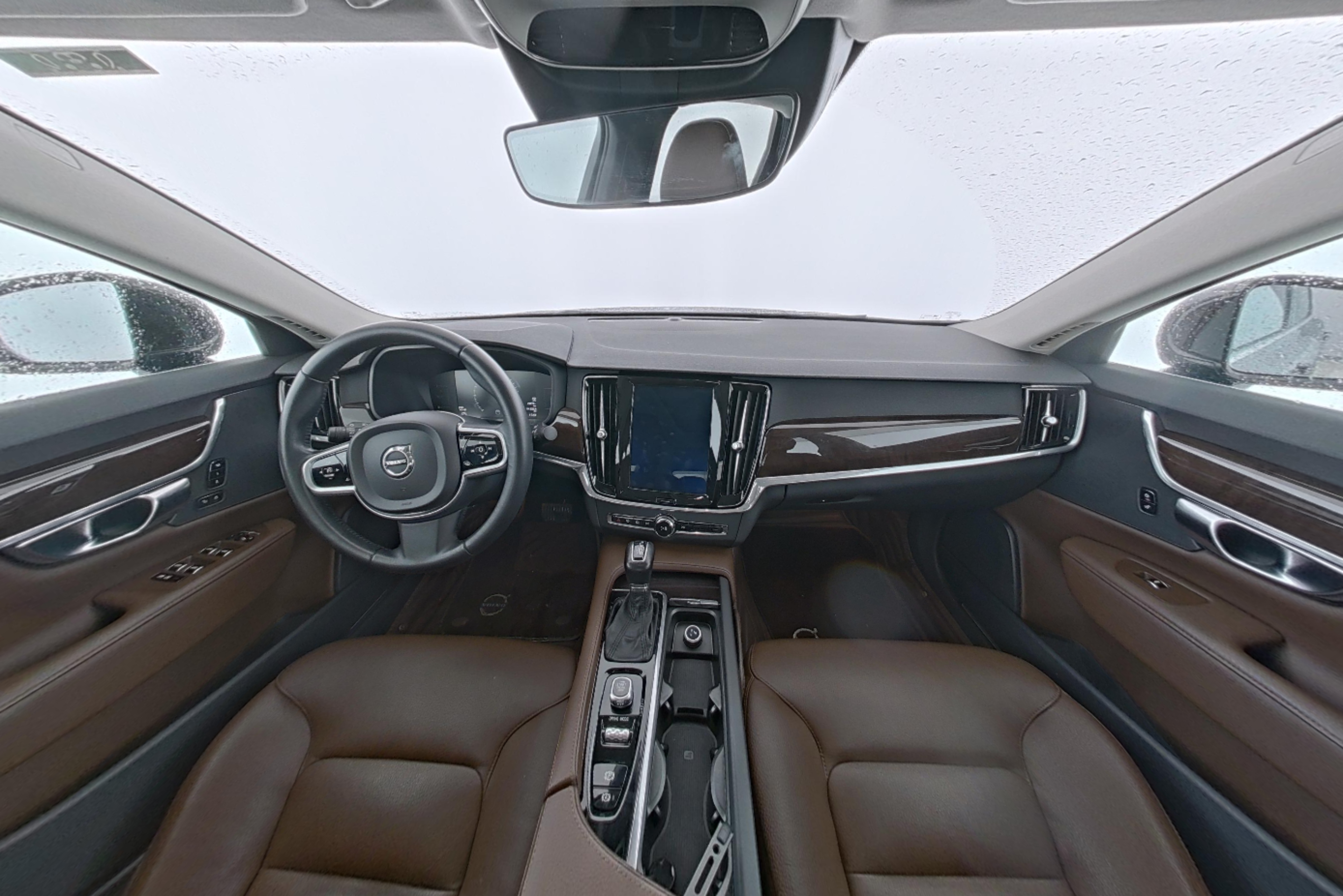 VOLVO S90 2018 — фото 9