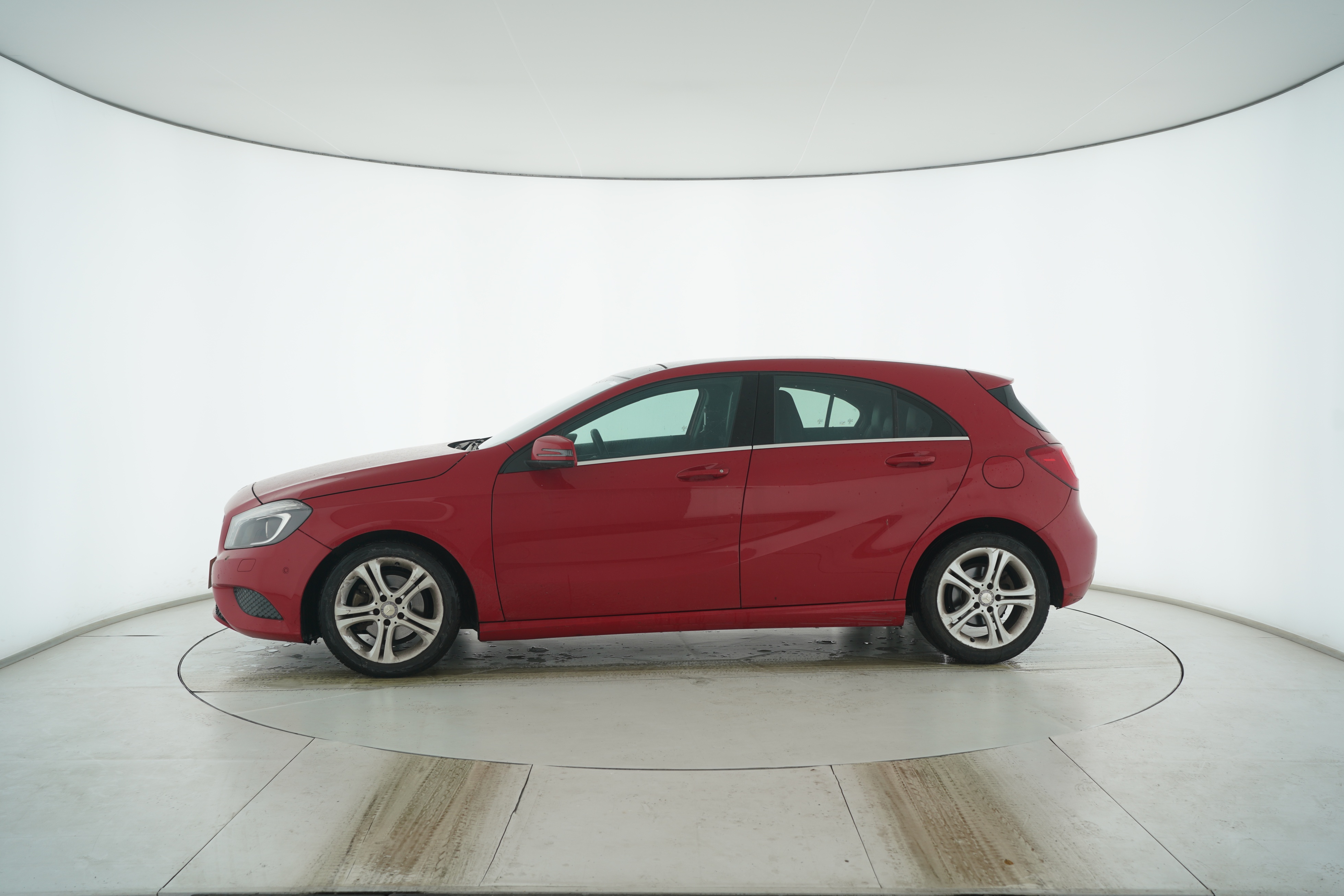 Mercedes Benz A-Class(Import) 2013 — фото 7