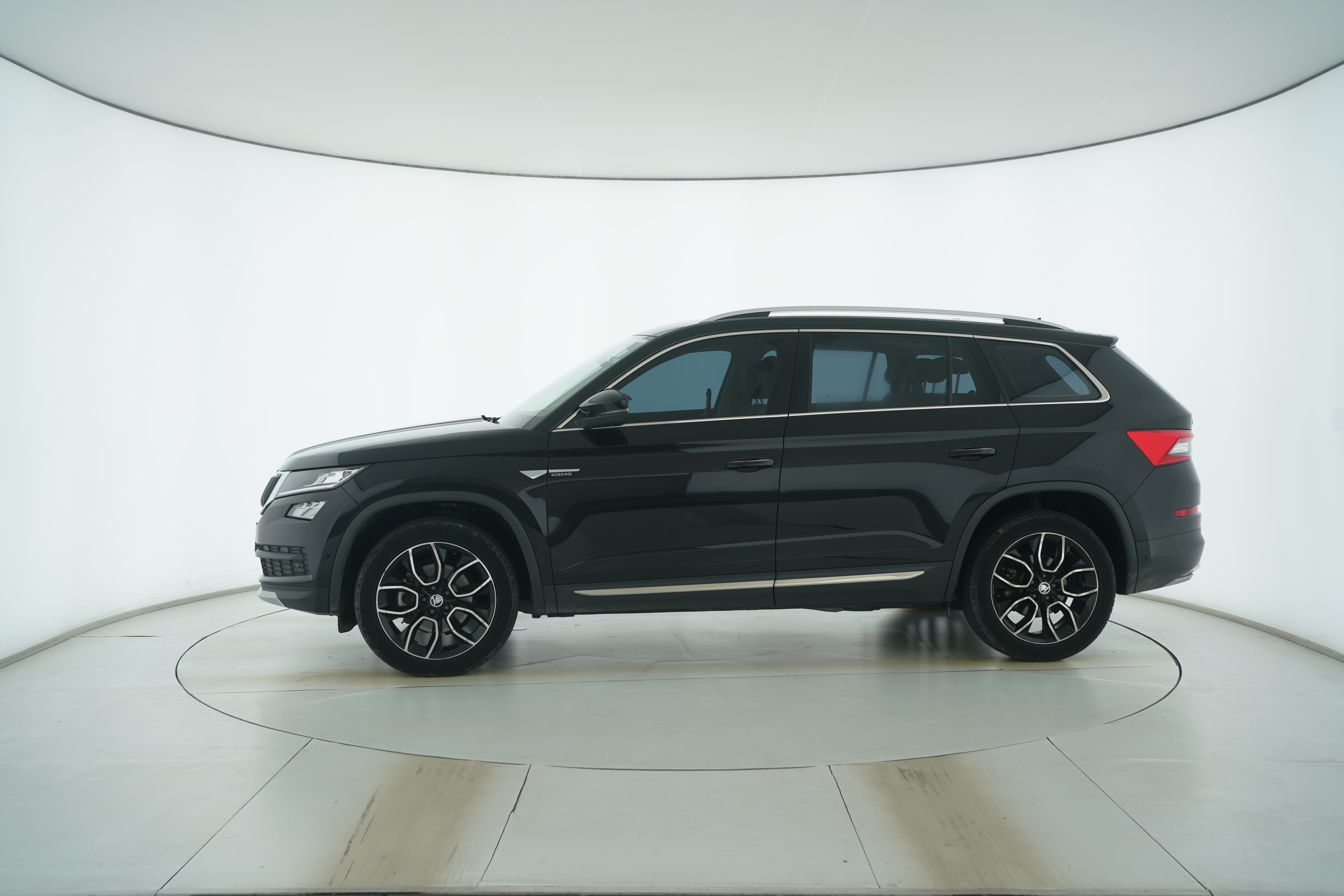 Skoda Kodiaq 2018 — фото 7