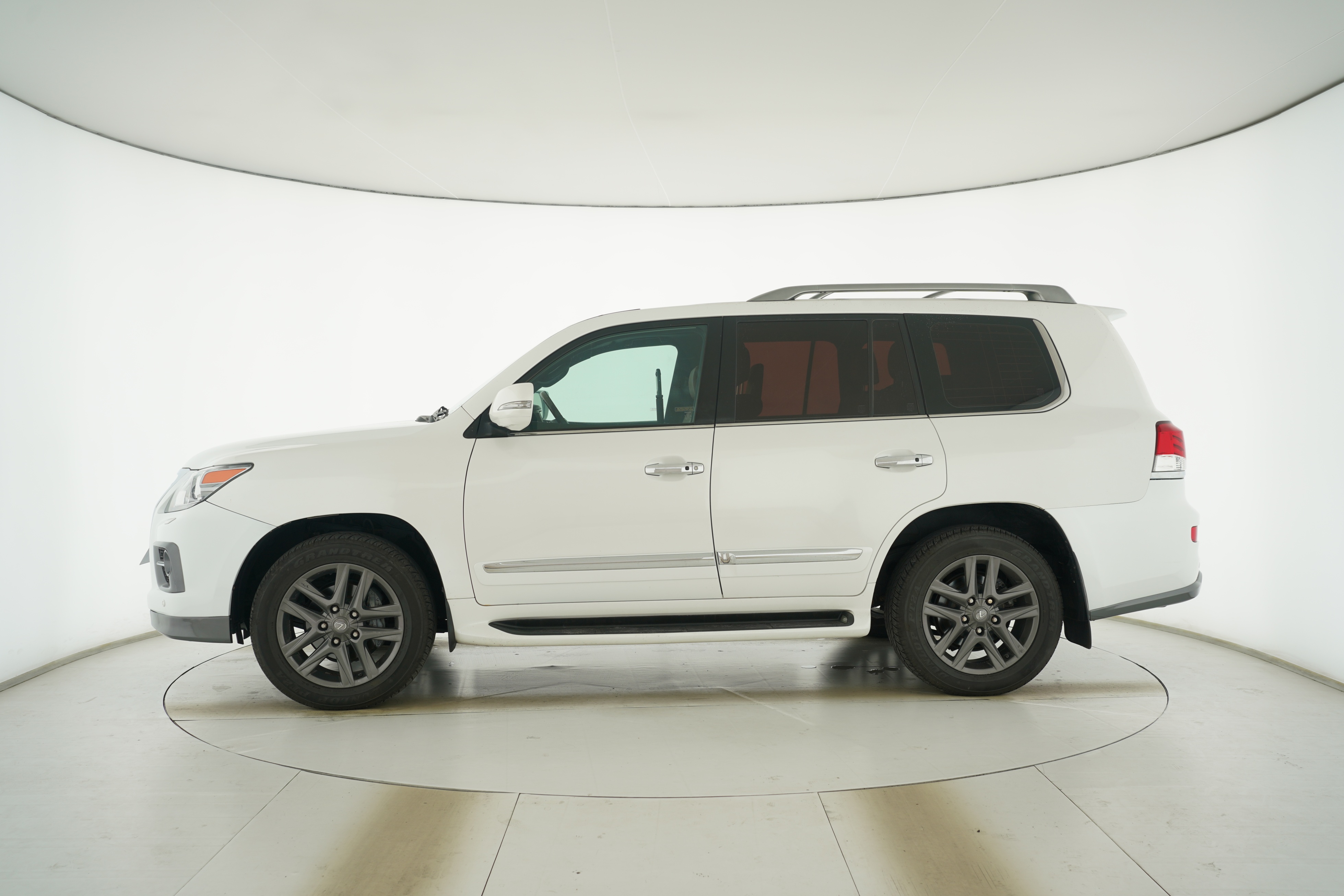 Lexus LX 2015 — фото 7