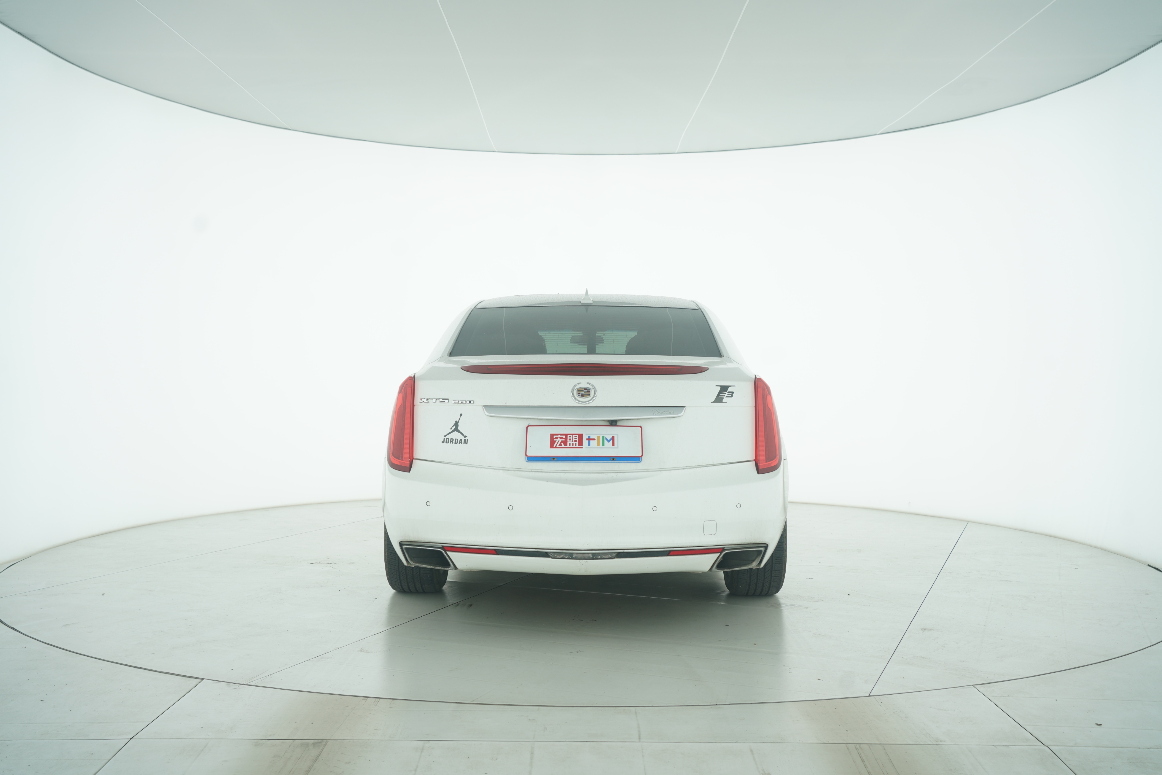 Cadillac XTS 2015 — фото 6
