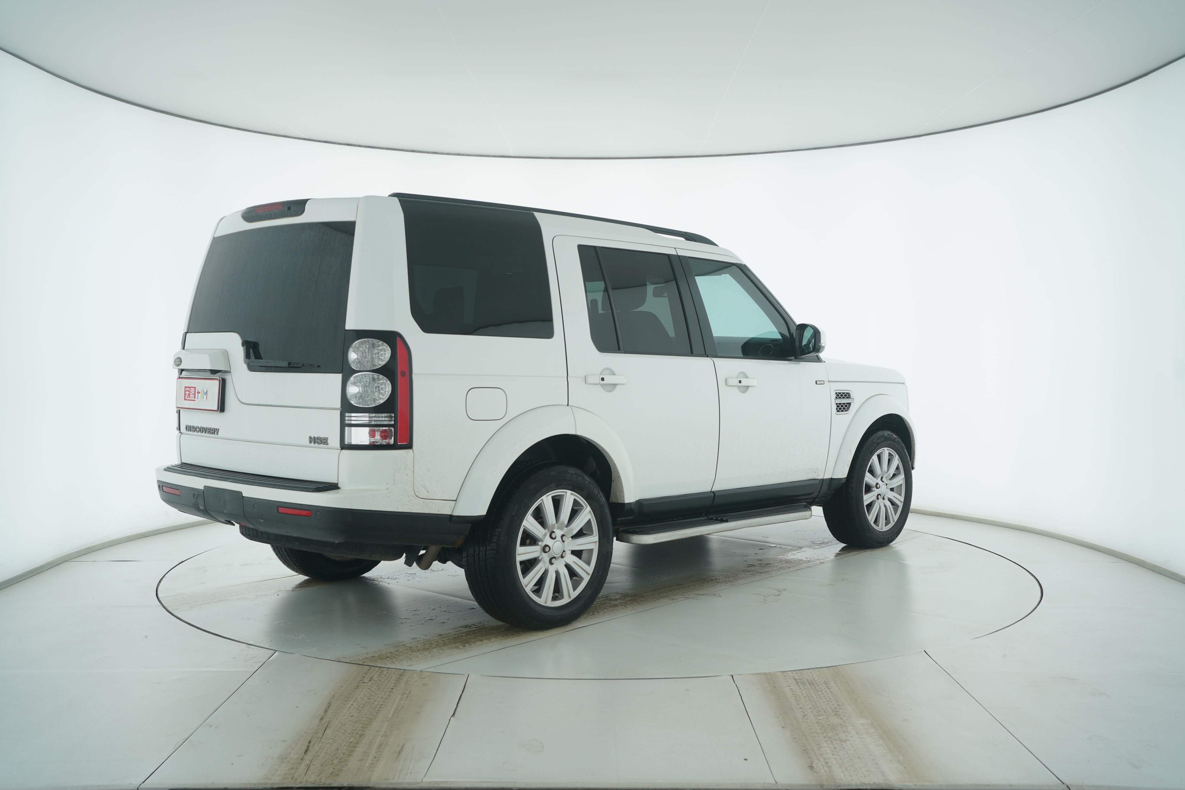 Land Rover Discovery 2014 — фото 4