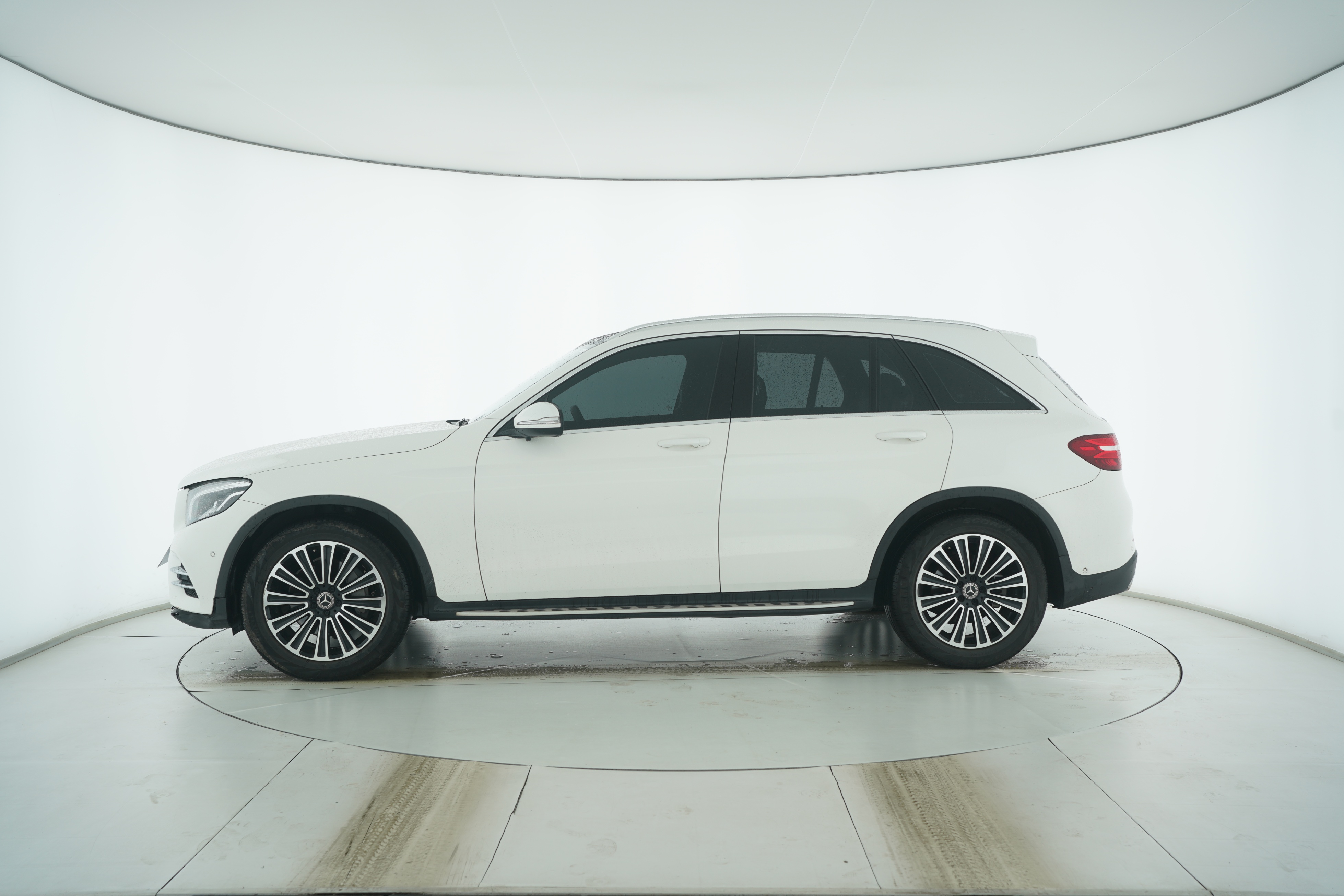 Mercedes Benz GLC 2018 — фото 7