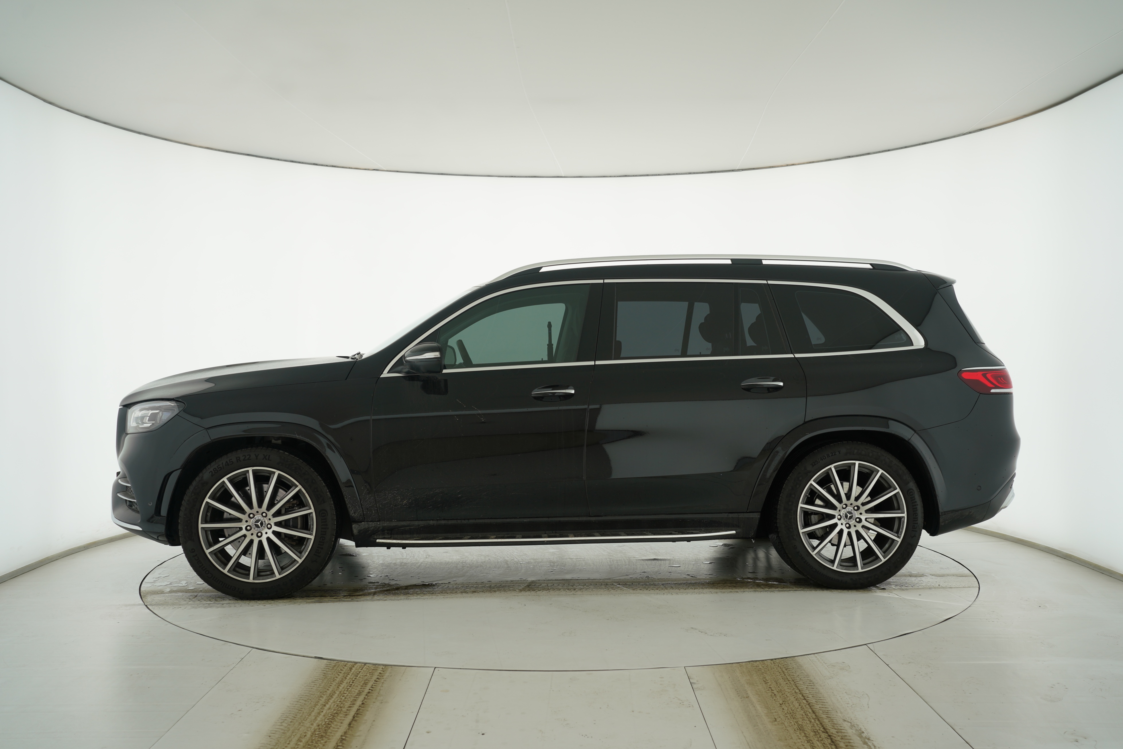 Mercedes Benz GLS 2023 — фото 7