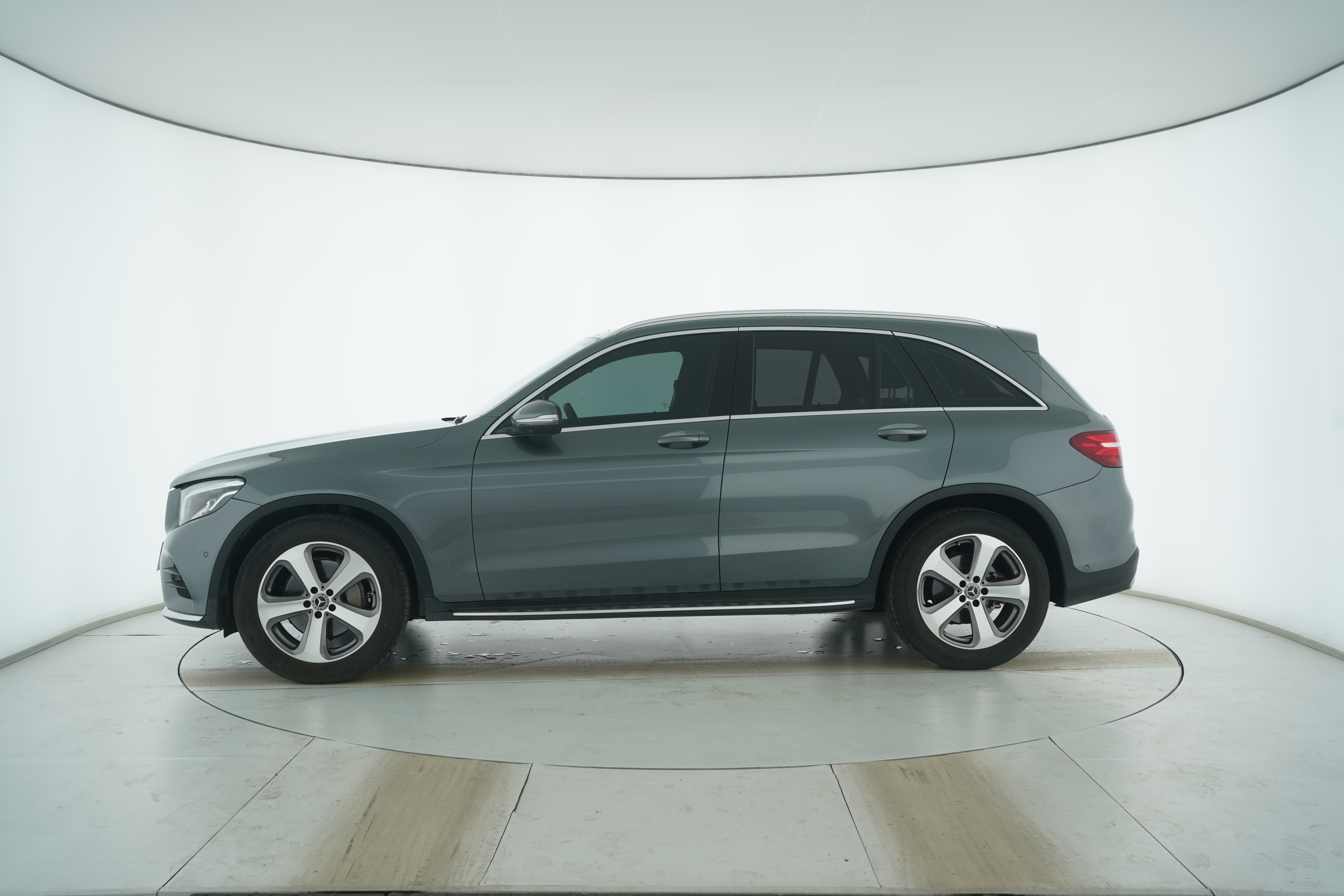 Mercedes Benz GLC 2017 — фото 7