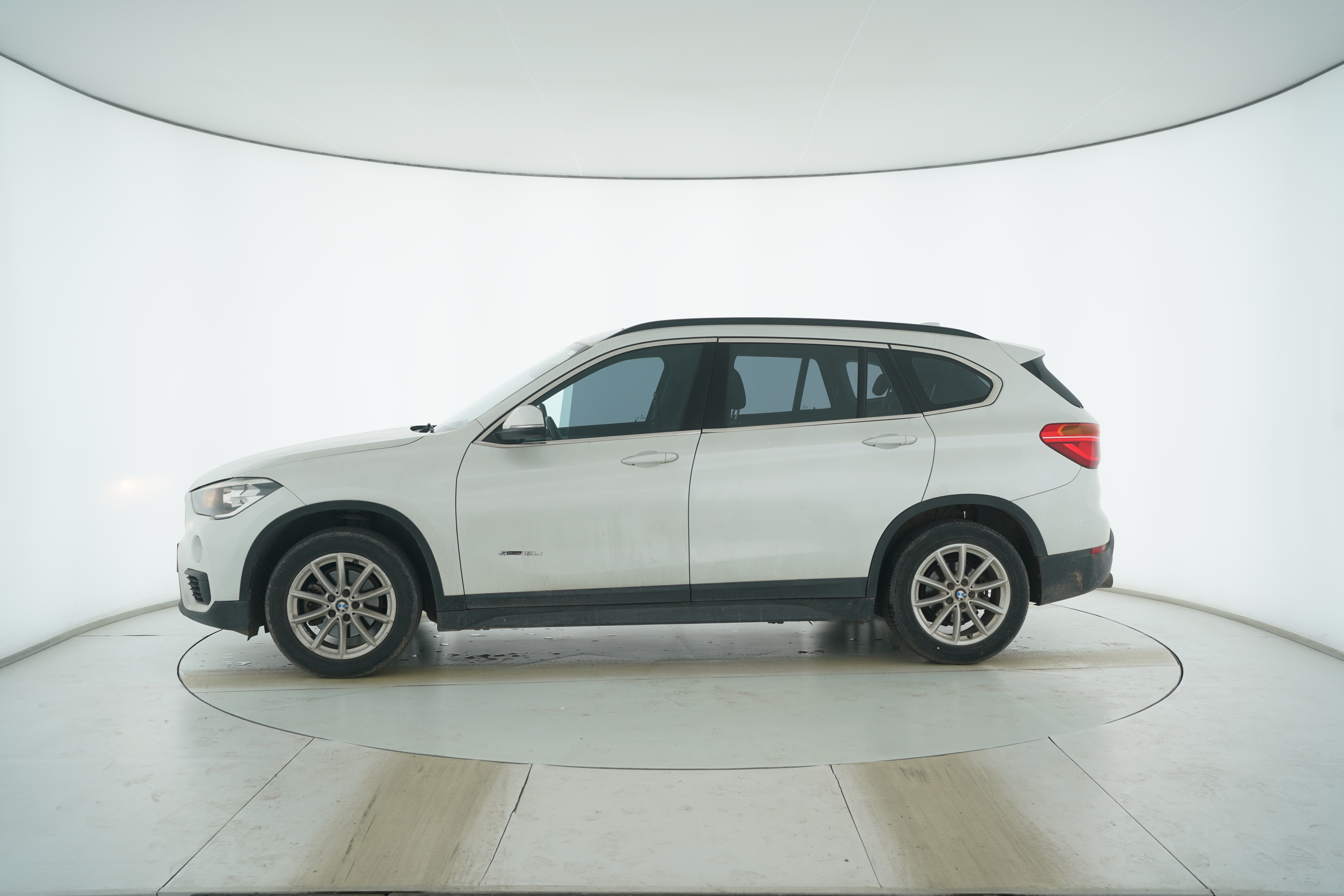 BMW X1 2016 — фото 7